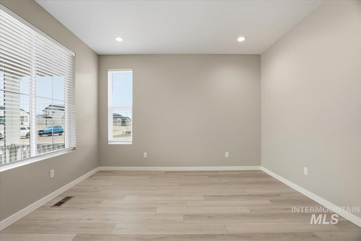 1315 White Cliffs St, Middleton, Idaho 83644, 4 Bedrooms, 2.5 Bathrooms, Residential For Sale, Price $749,990,MLS 98973747