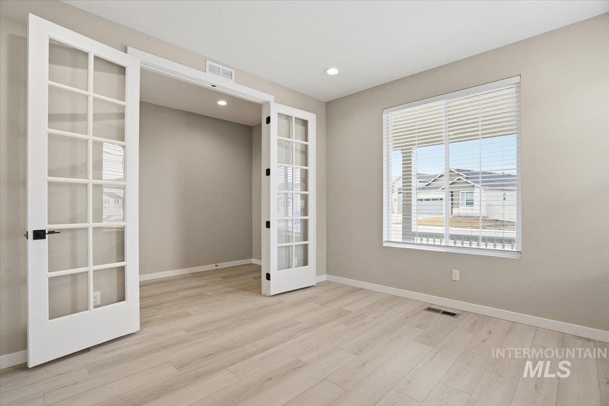 1315 White Cliffs St, Middleton, Idaho 83644, 4 Bedrooms, 2.5 Bathrooms, Residential For Sale, Price $749,990,MLS 98973747