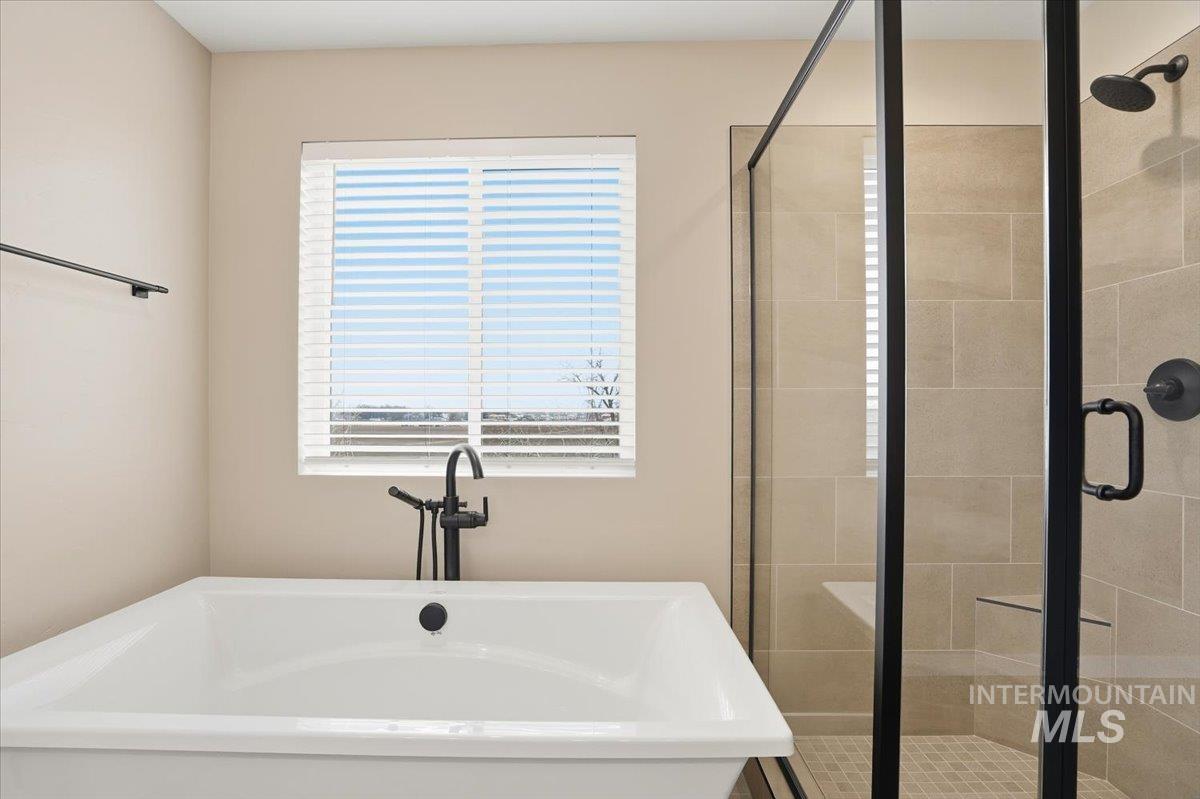 1315 White Cliffs St, Middleton, Idaho 83644, 4 Bedrooms, 2.5 Bathrooms, Residential For Sale, Price $749,990,MLS 98973747