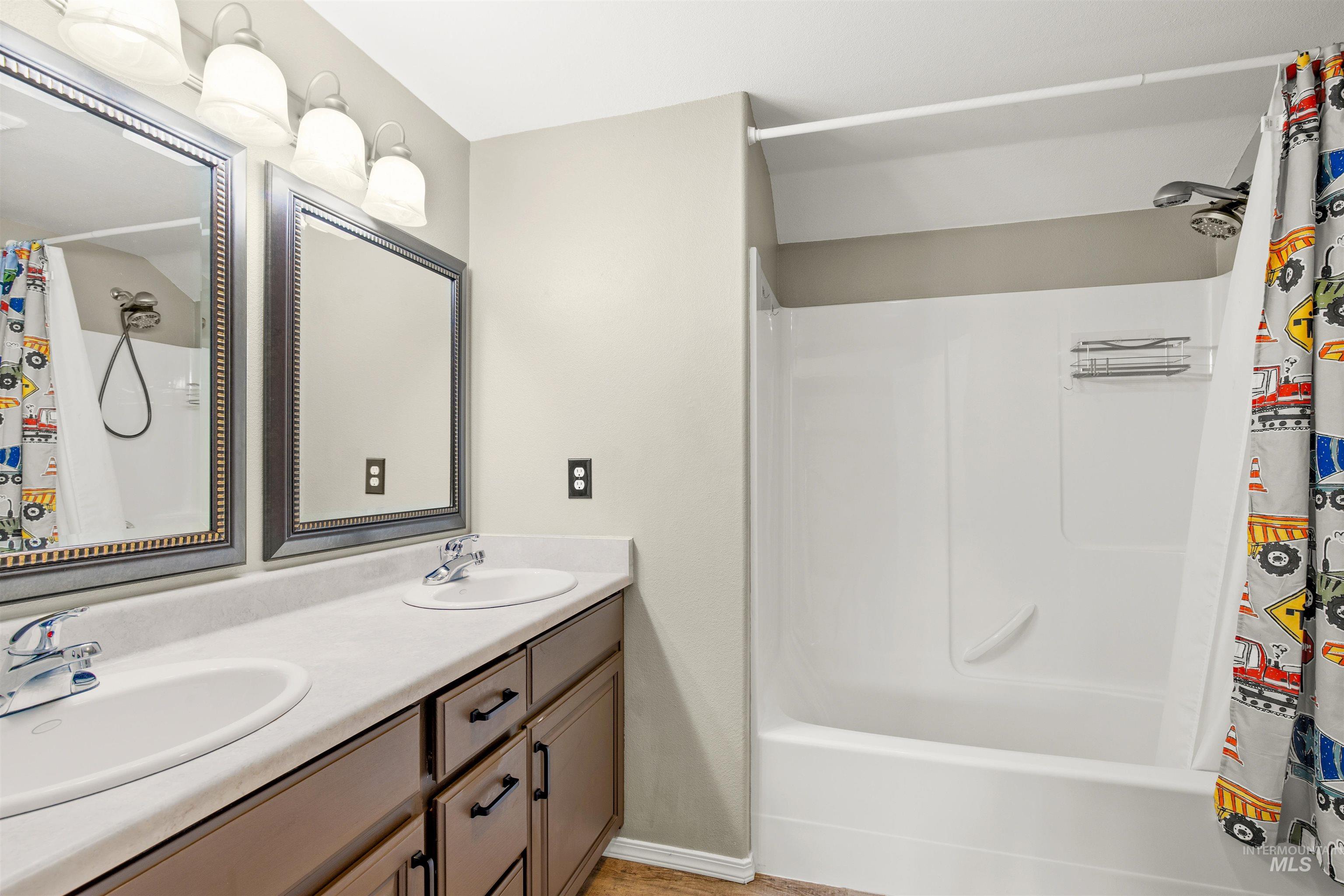 829 Crest Drive, Kamiah, Idaho 83536, 4 Bedrooms, 3 Bathrooms, Residential For Sale, Price $585,000,MLS 98973748