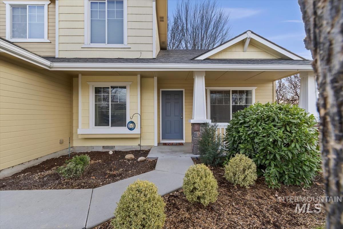 4127 W Hearst Dr., Meridian, Idaho 83642, 4 Bedrooms, 2.5 Bathrooms, Residential For Sale, Price $429,900,MLS 98973750