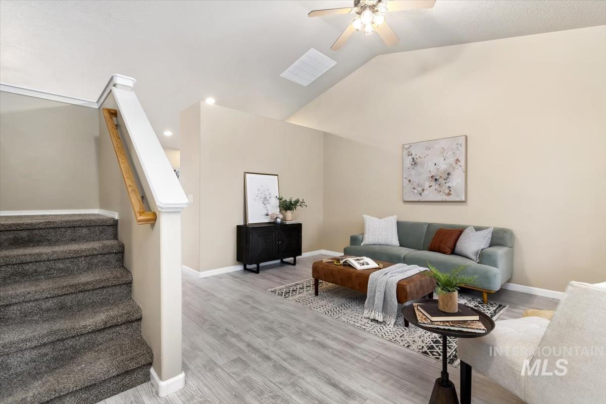 4127 W Hearst Dr., Meridian, Idaho 83642, 4 Bedrooms, 2.5 Bathrooms, Residential For Sale, Price $429,900,MLS 98973750