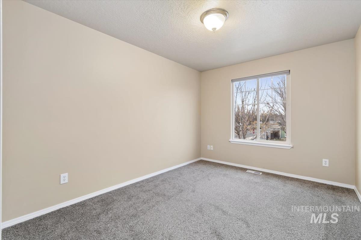 4127 W Hearst Dr., Meridian, Idaho 83642, 4 Bedrooms, 2.5 Bathrooms, Residential For Sale, Price $429,900,MLS 98973750