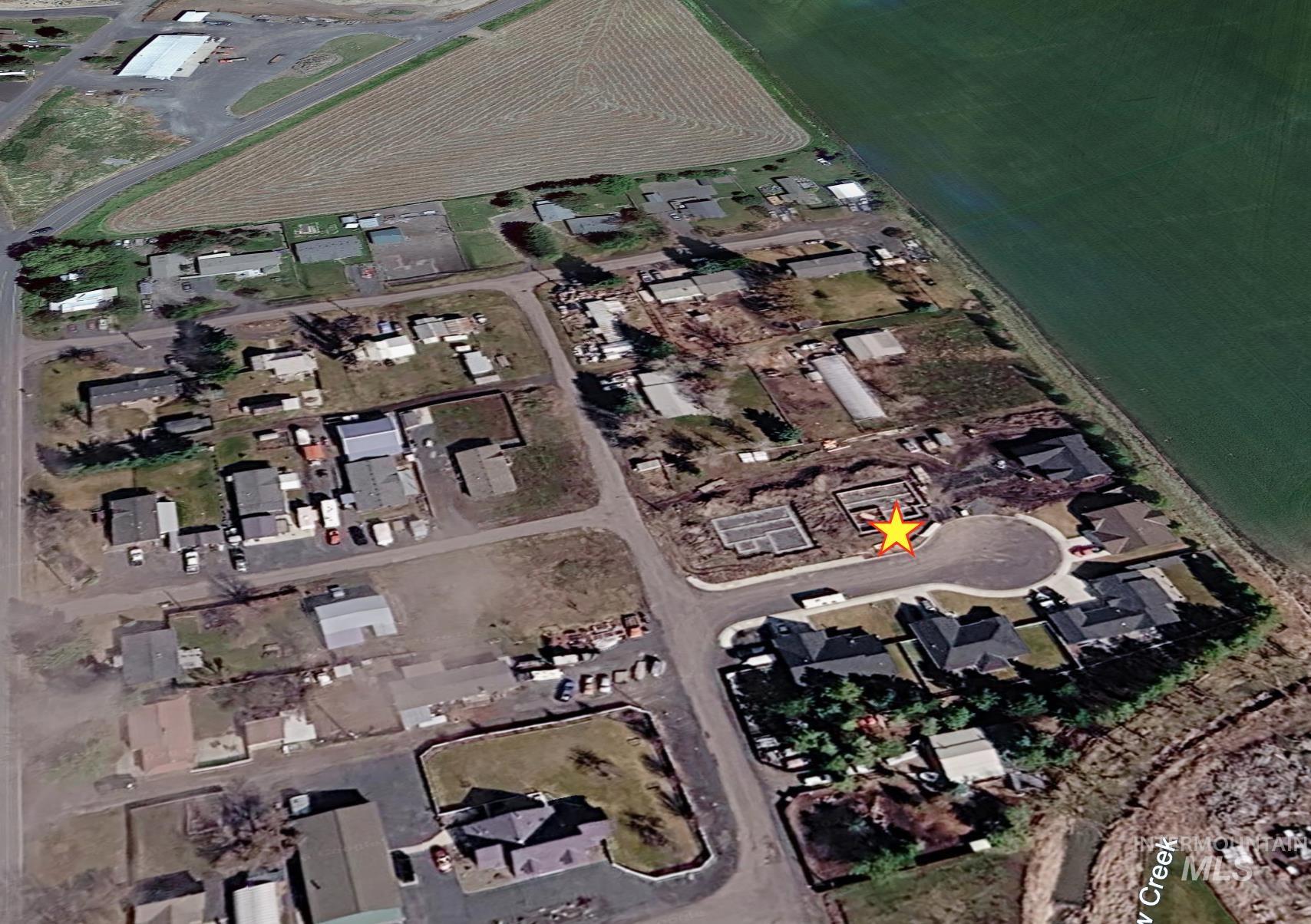 516 Maple Court, Genesee, Idaho 83843, 3 Bedrooms, 2 Bathrooms, Residential For Sale, Price $497,500,MLS 98973751