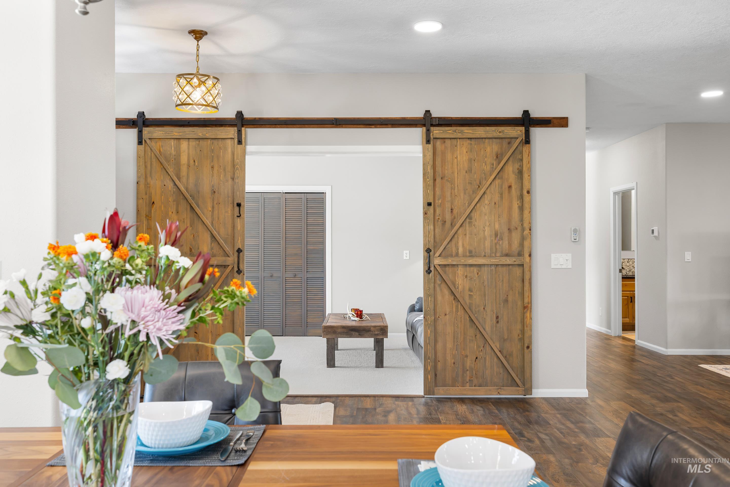 14119 Silver Ridge Rd, Caldwell, Idaho 83607, 6 Bedrooms, 4.5 Bathrooms, Residential For Sale, Price $1,400,000,MLS 98973752