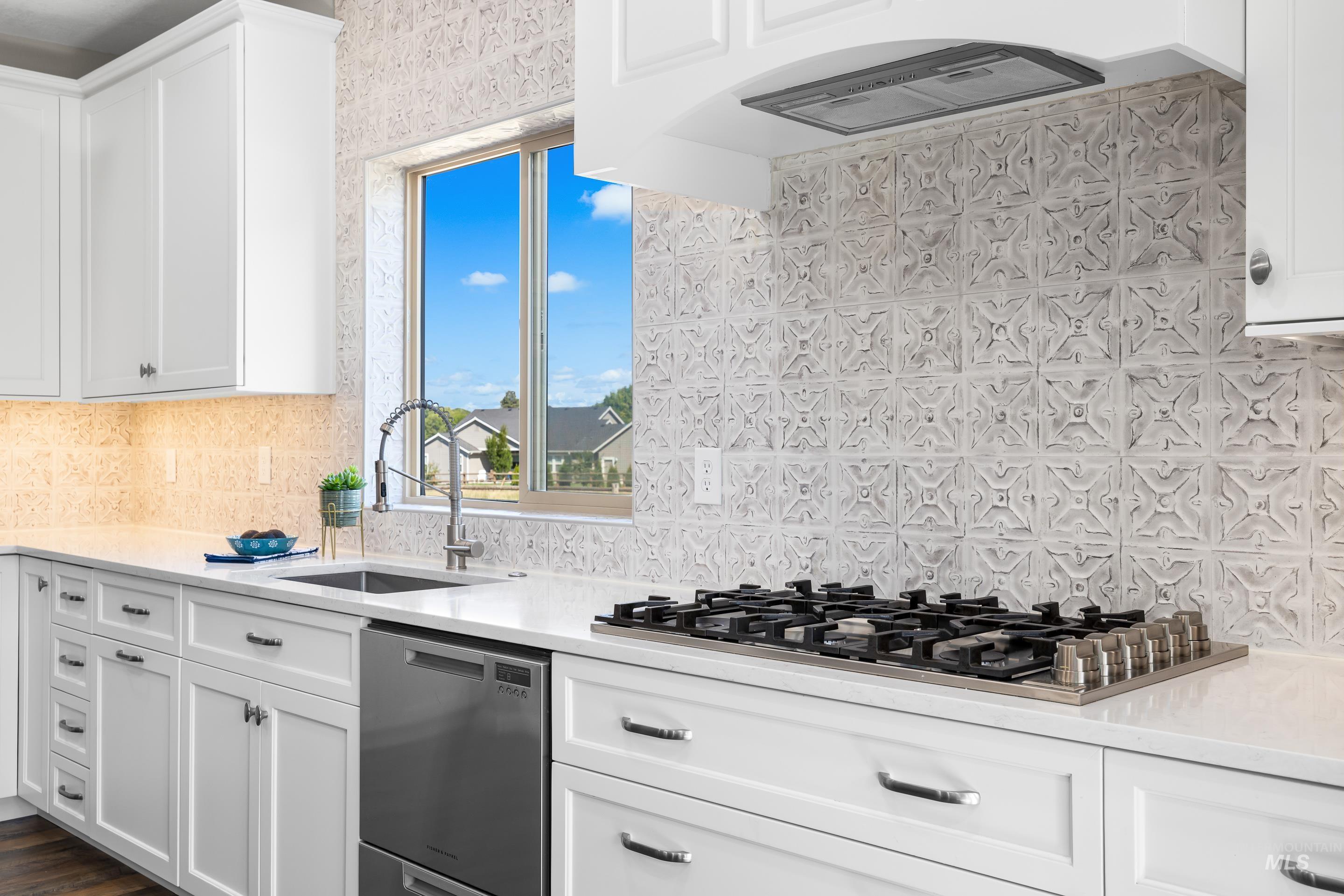 14119 Silver Ridge Rd, Caldwell, Idaho 83607, 6 Bedrooms, 4.5 Bathrooms, Residential For Sale, Price $1,400,000,MLS 98973752