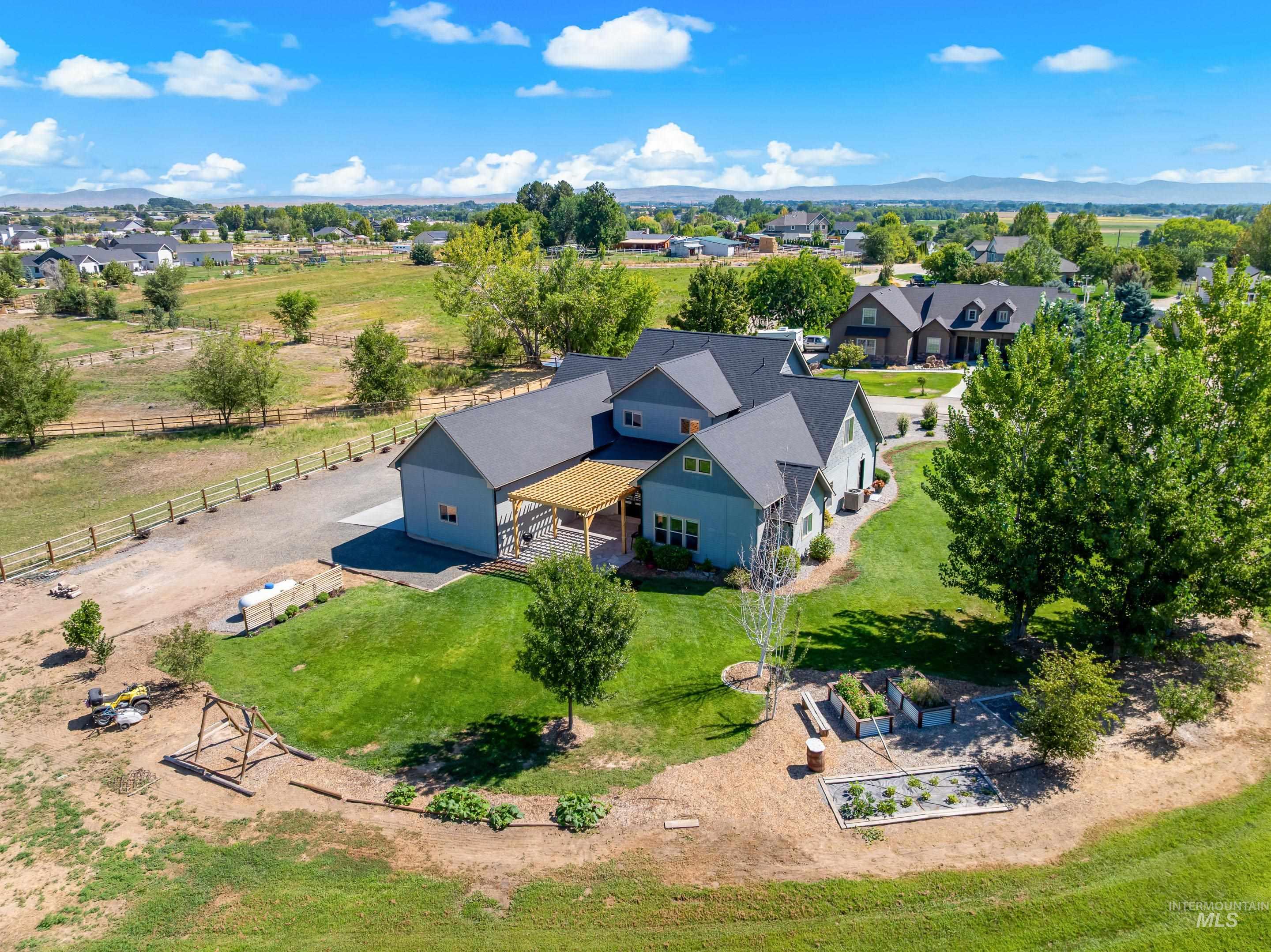 14119 Silver Ridge Rd, Caldwell, Idaho 83607, 6 Bedrooms, 4.5 Bathrooms, Residential For Sale, Price $1,400,000,MLS 98973752