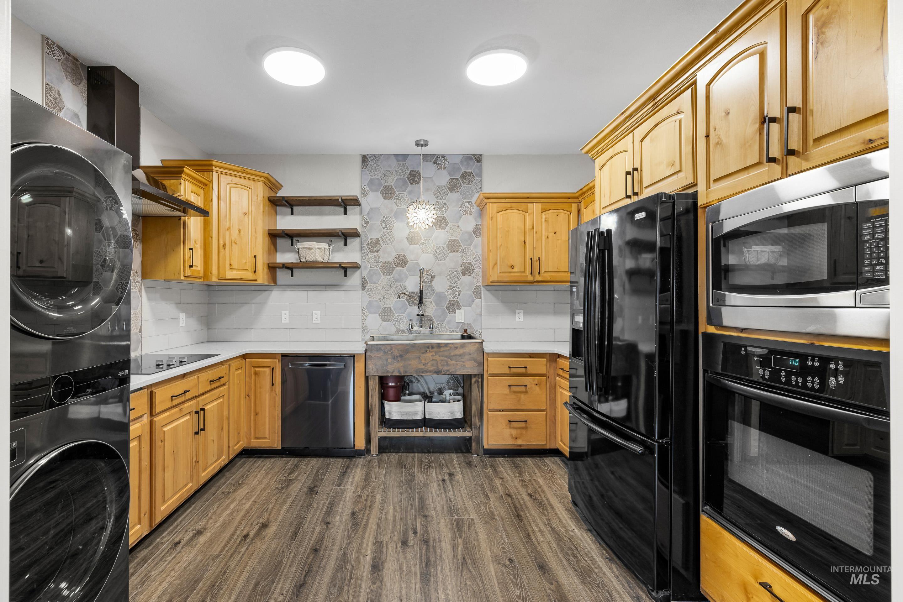 14119 Silver Ridge Rd, Caldwell, Idaho 83607, 6 Bedrooms, 4.5 Bathrooms, Residential For Sale, Price $1,400,000,MLS 98973752