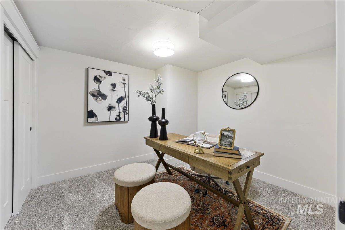 1425 S Gourley St., Boise, Idaho 83705, 4 Bedrooms, 3 Bathrooms, Residential For Sale, Price $599,900,MLS 98973753