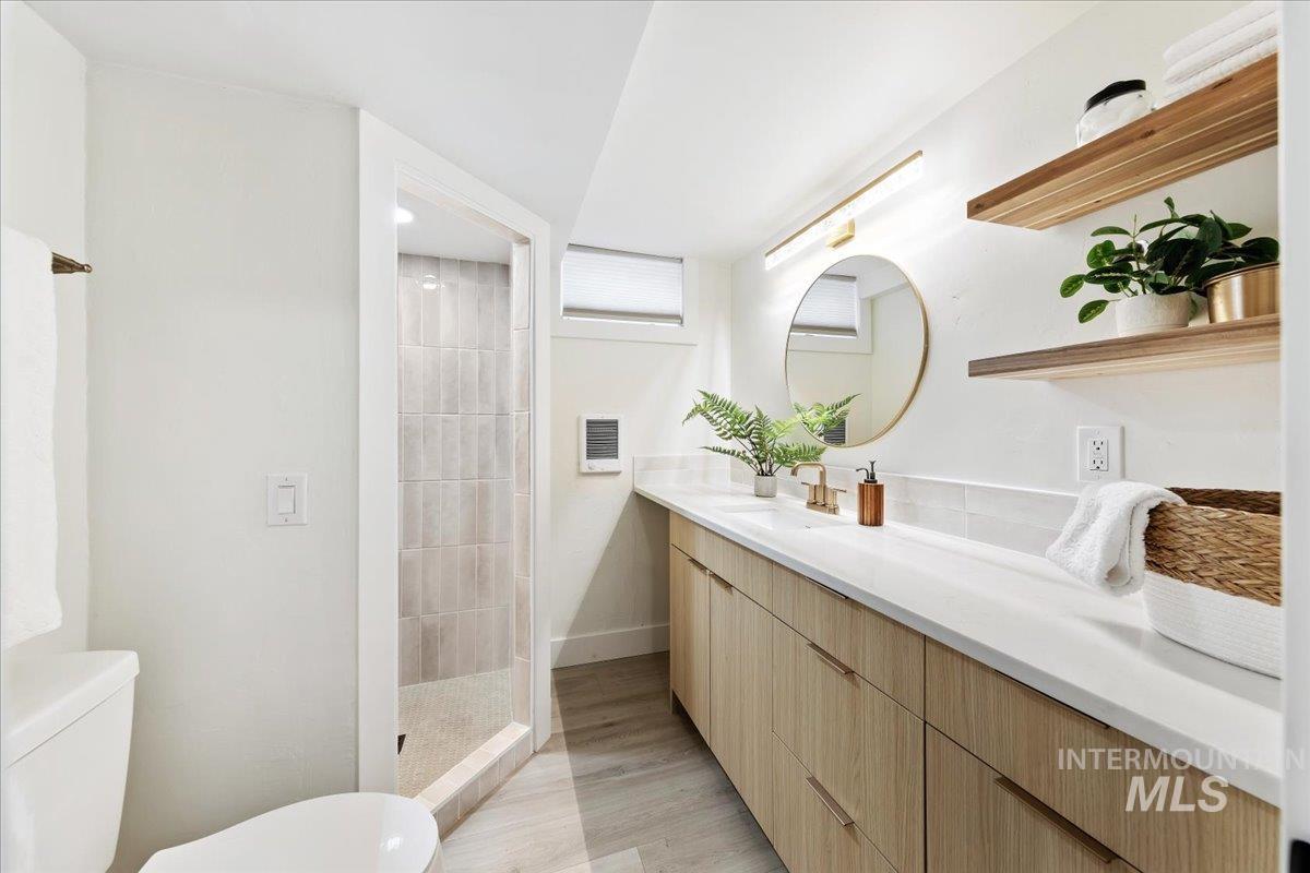 1425 S Gourley St., Boise, Idaho 83705, 4 Bedrooms, 3 Bathrooms, Residential For Sale, Price $599,900,MLS 98973753