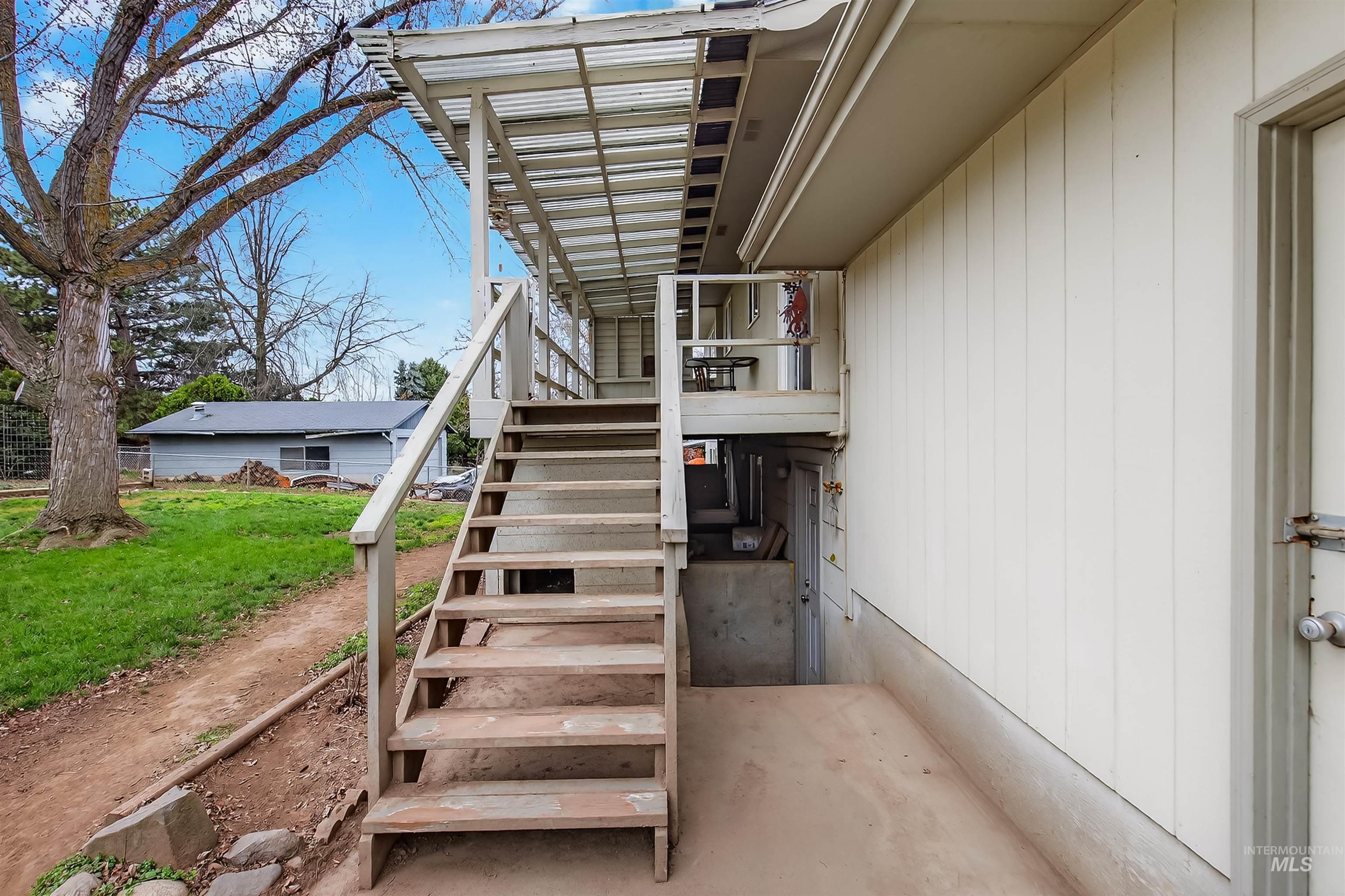 1030 Hemlock Ave, Lewiston, Idaho 83501, 4 Bedrooms, 2 Bathrooms, Residential For Sale, Price $425,000,MLS 98973757