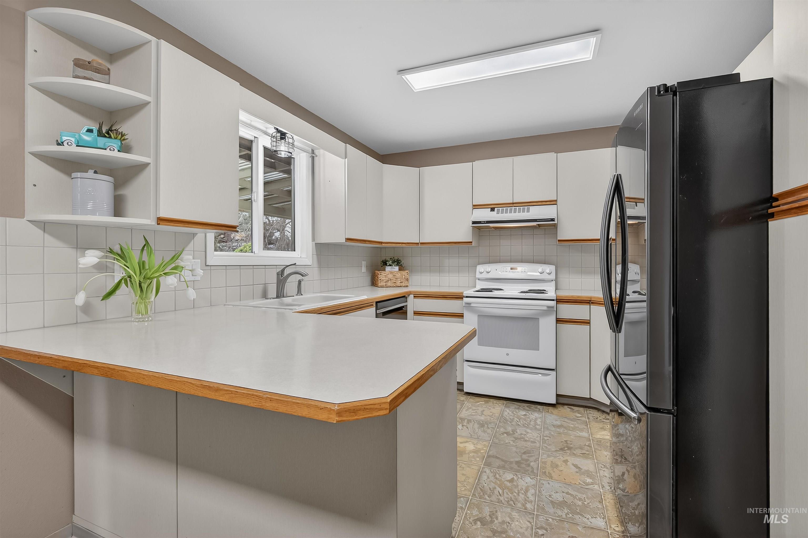 1030 Hemlock Ave, Lewiston, Idaho 83501, 4 Bedrooms, 2 Bathrooms, Residential For Sale, Price $425,000,MLS 98973757