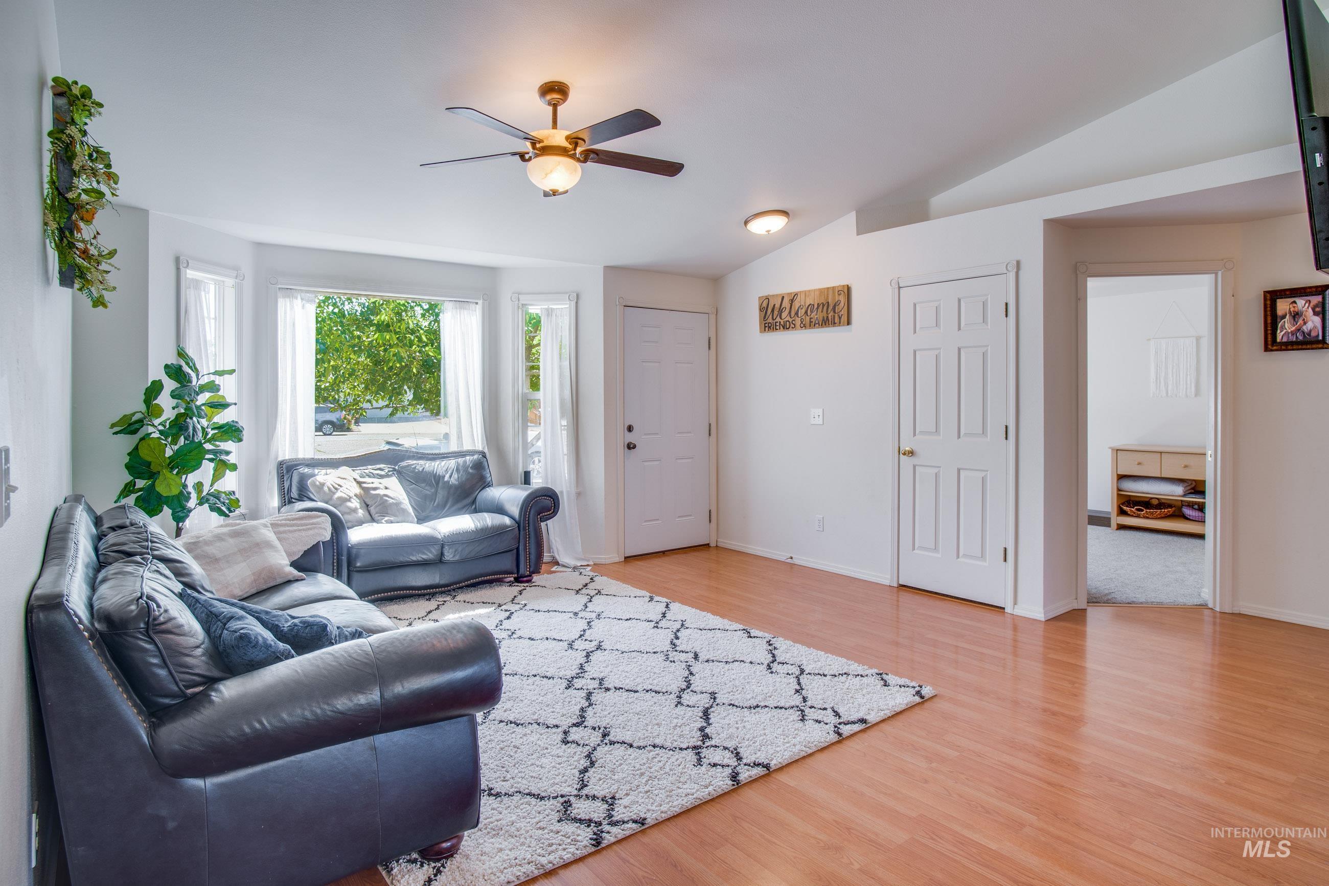 2416 Louisiana Place, Nampa, Idaho 83686, 3 Bedrooms, 2 Bathrooms, Residential For Sale, Price $349,900,MLS 98973759