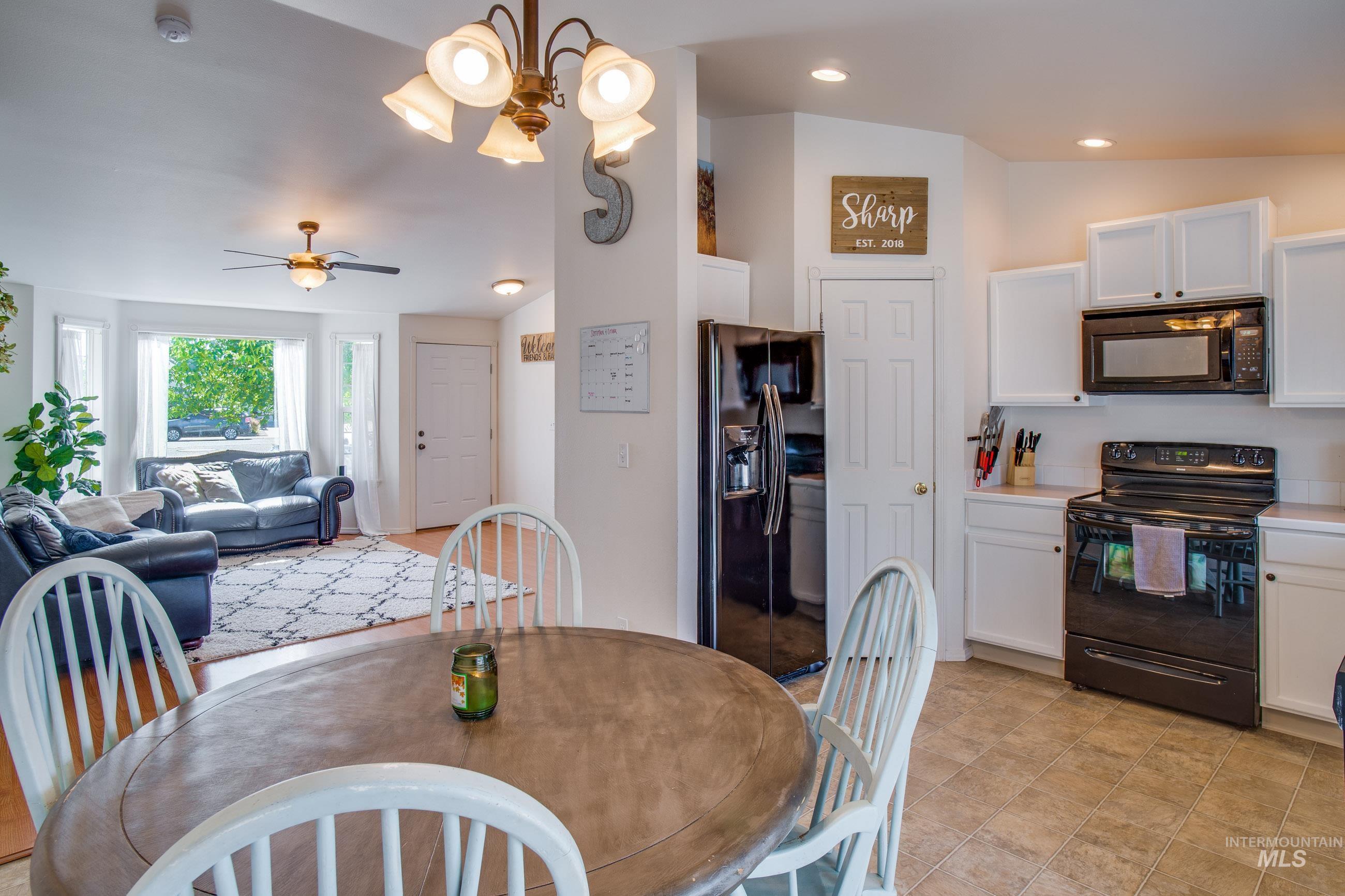 2416 Louisiana Place, Nampa, Idaho 83686, 3 Bedrooms, 2 Bathrooms, Residential For Sale, Price $349,900,MLS 98973759