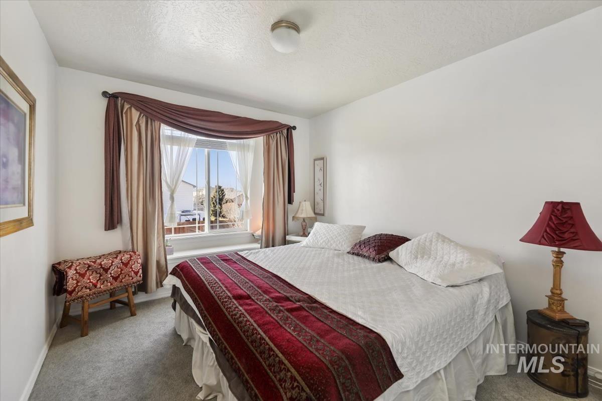 5209 Wallace Way, Caldwell, Idaho 83605, 4 Bedrooms, 2.5 Bathrooms, Residential For Sale, Price $425,000,MLS 98973760