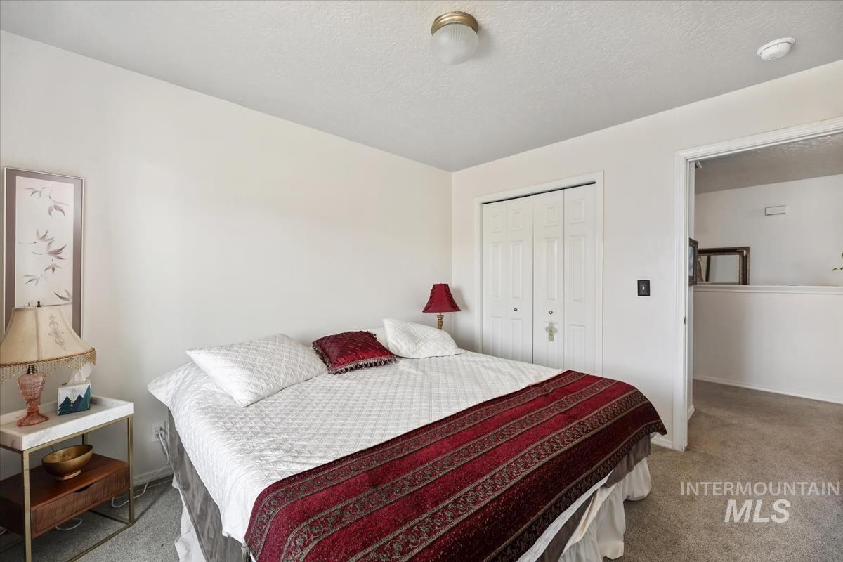 5209 Wallace Way, Caldwell, Idaho 83605, 4 Bedrooms, 2.5 Bathrooms, Residential For Sale, Price $425,000,MLS 98973760