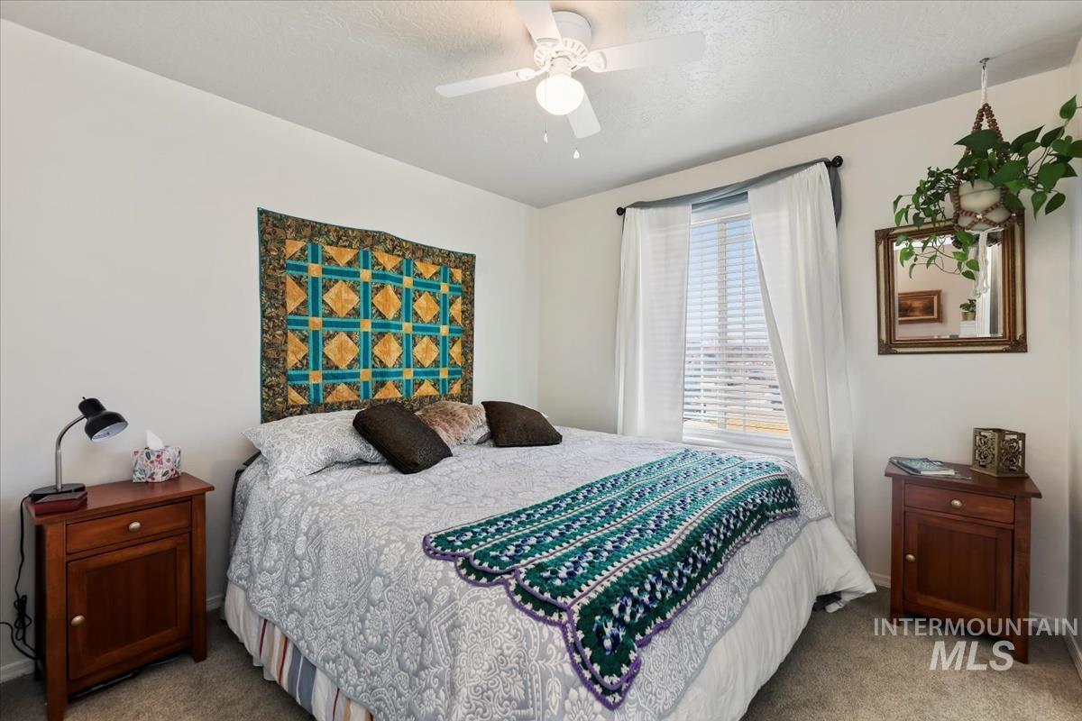 5209 Wallace Way, Caldwell, Idaho 83605, 4 Bedrooms, 2.5 Bathrooms, Residential For Sale, Price $425,000,MLS 98973760