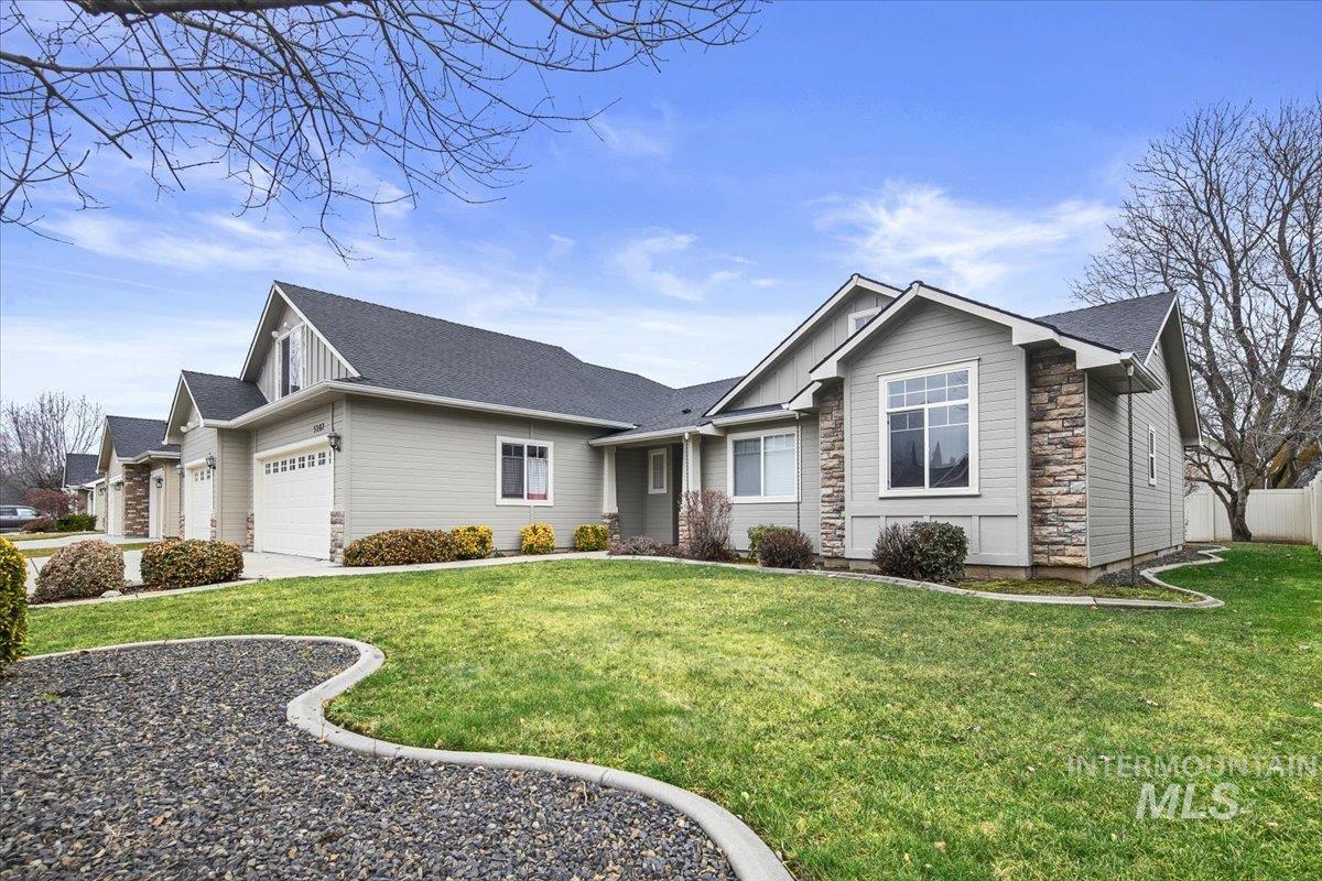5282 N Schumann Ave, Meridian, Idaho 83646, 4 Bedrooms, 2 Bathrooms, Residential For Sale, Price $525,000,MLS 98973762