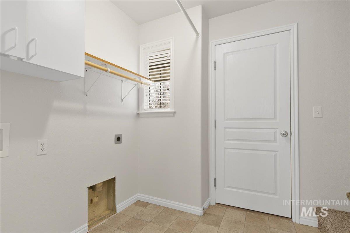 5282 N Schumann Ave, Meridian, Idaho 83646, 4 Bedrooms, 2 Bathrooms, Residential For Sale, Price $525,000,MLS 98973762