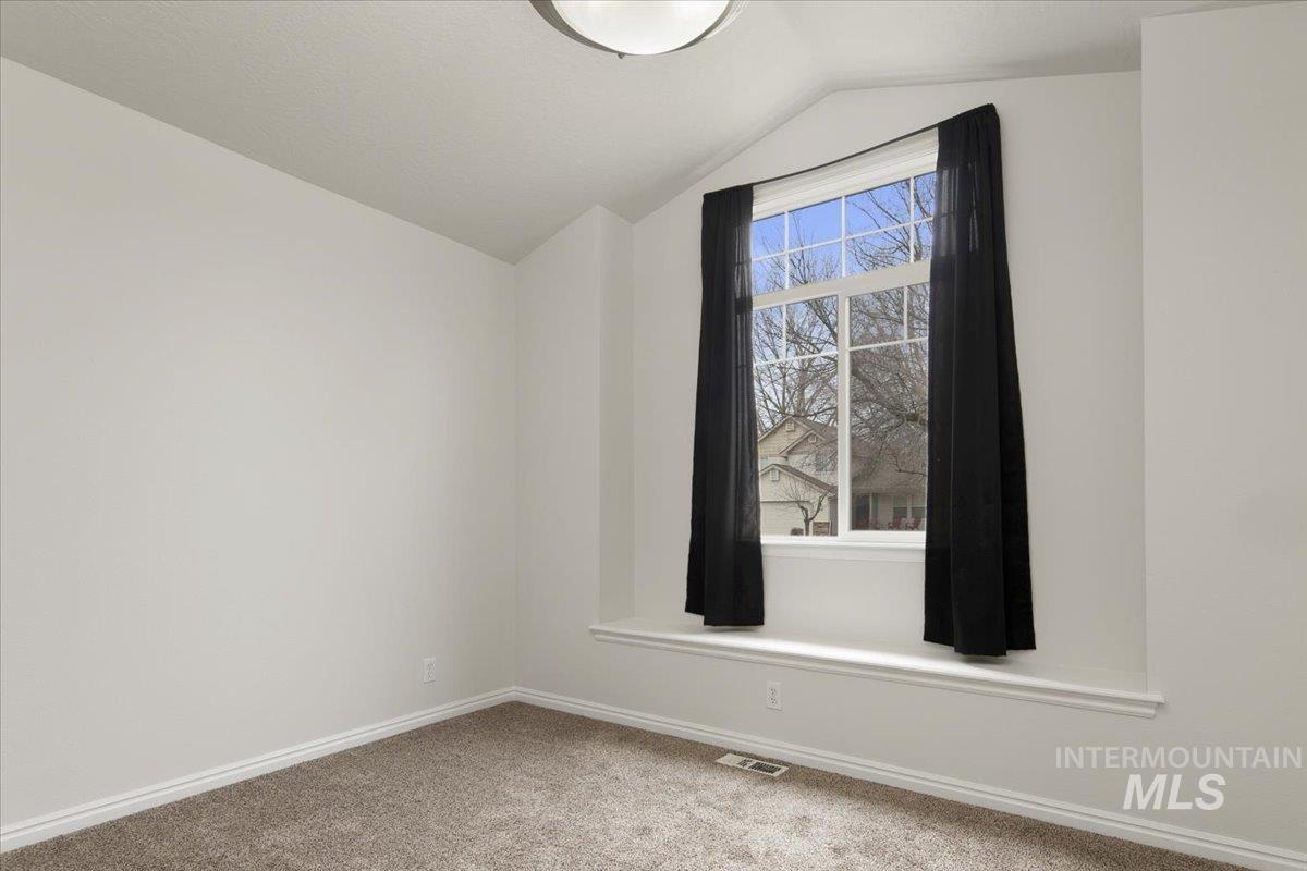 5282 N Schumann Ave, Meridian, Idaho 83646, 4 Bedrooms, 2 Bathrooms, Residential For Sale, Price $525,000,MLS 98973762