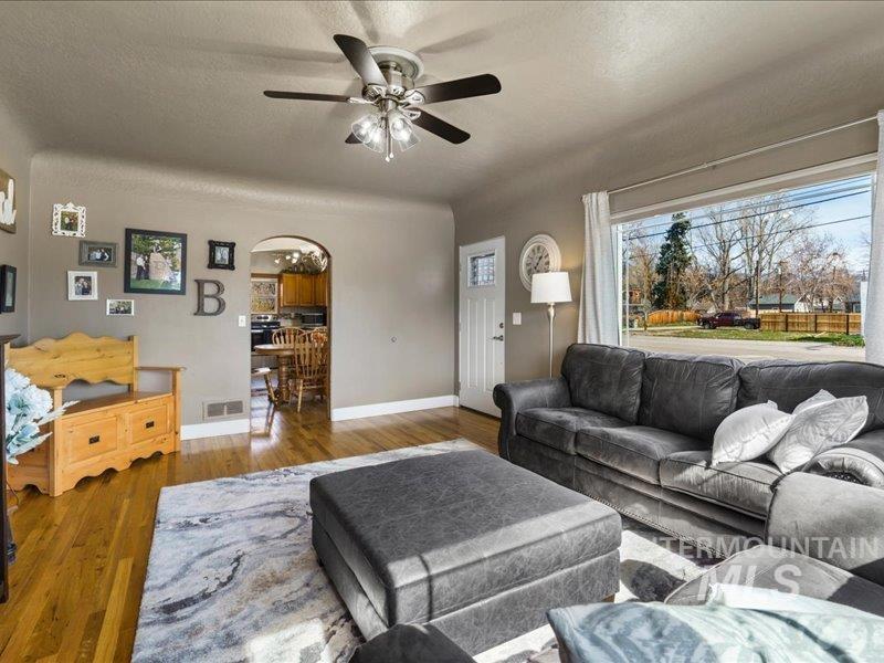 803 N Garden St, Boise, Idaho 83706-2131, Land For Sale, Price $935,000,MLS 98973764