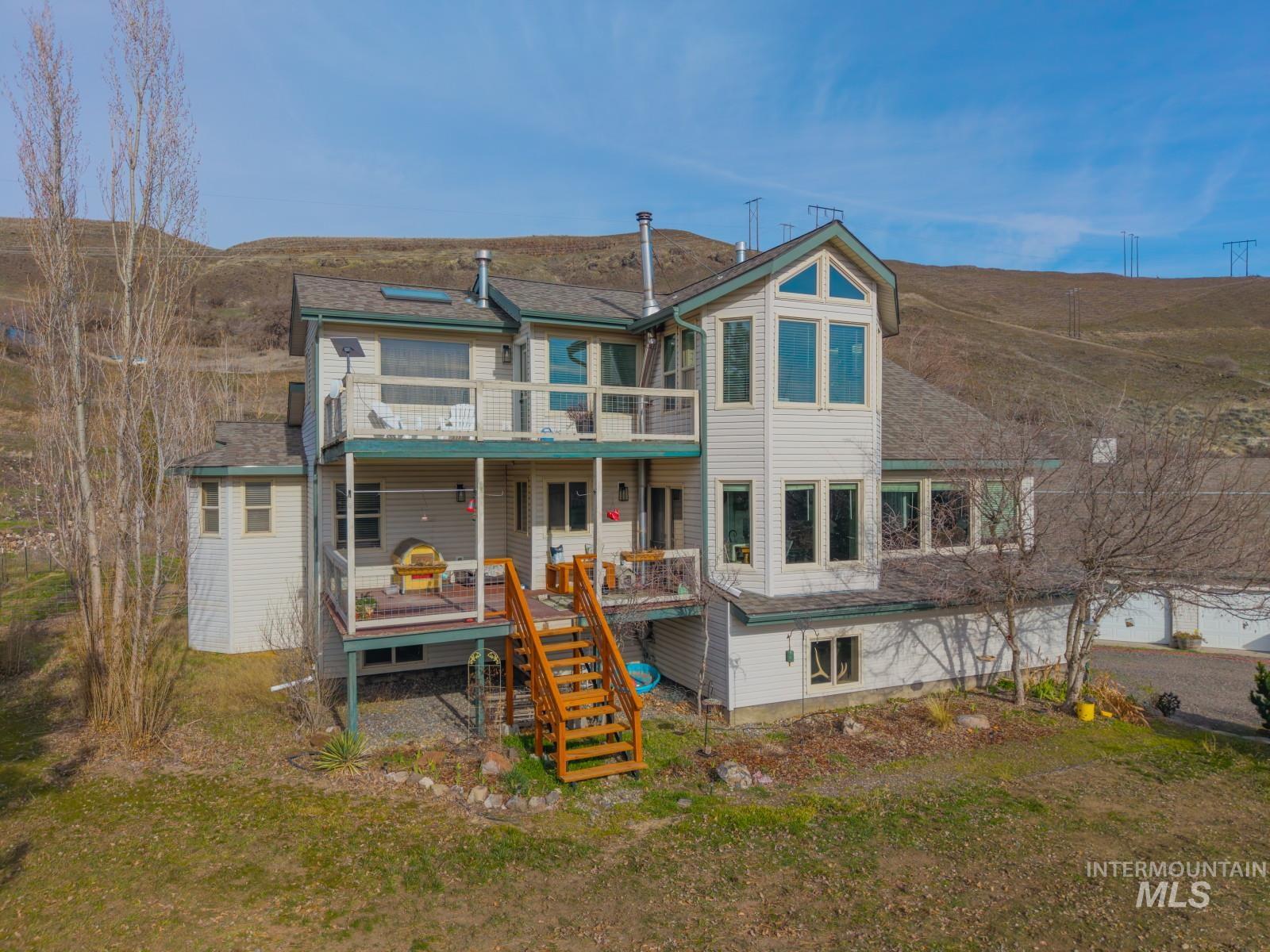 965 Horse Lane, Lewiston, Idaho 83501, 3 Bedrooms, 4 Bathrooms, Residential For Sale, Price $849,900,MLS 98973765