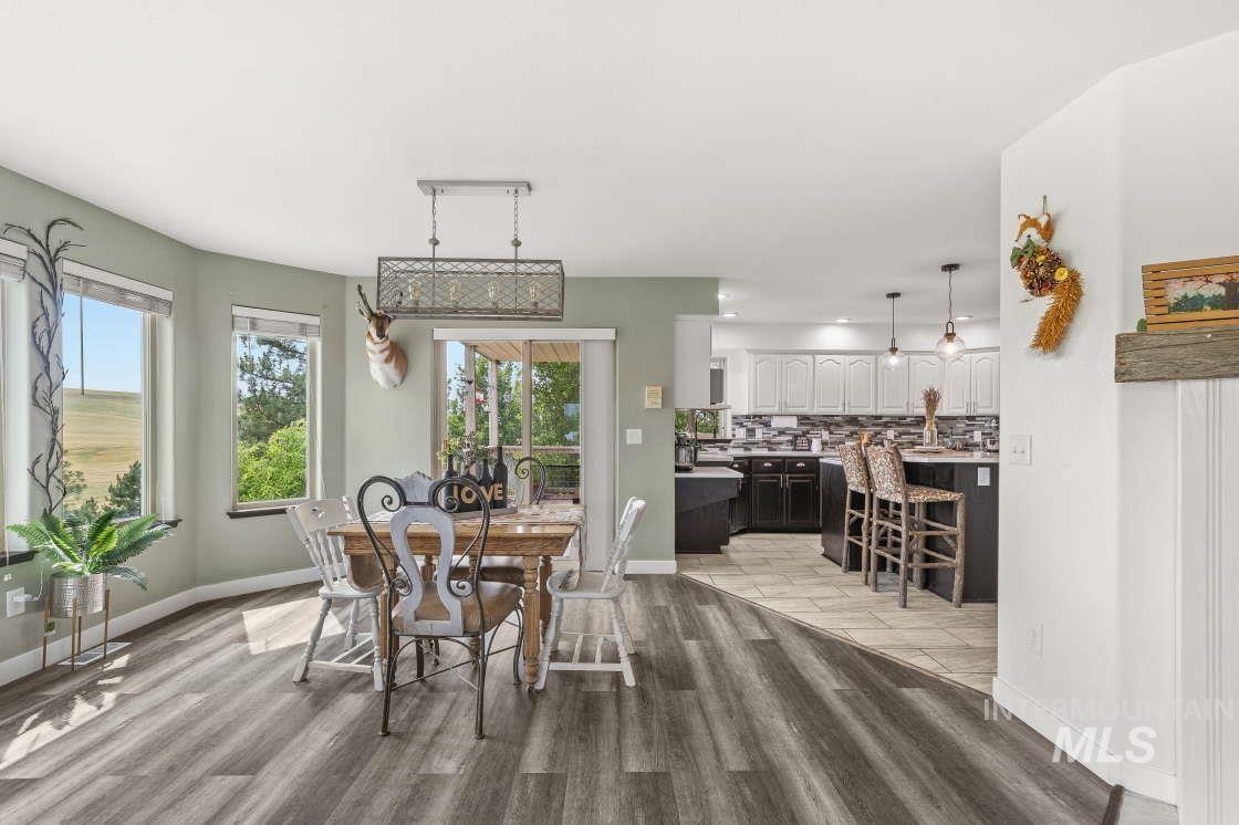 965 Horse Lane, Lewiston, Idaho 83501, 3 Bedrooms, 4 Bathrooms, Residential For Sale, Price $849,900,MLS 98973765