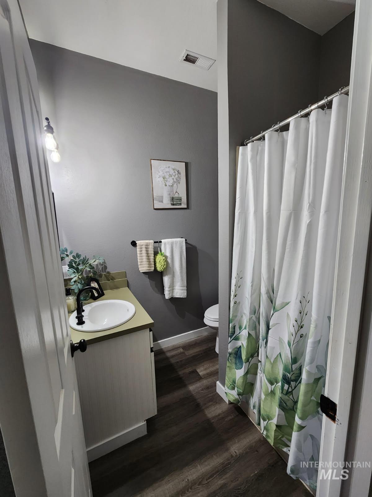 965 Horse Lane, Lewiston, Idaho 83501, 3 Bedrooms, 4 Bathrooms, Residential For Sale, Price $849,900, 98973765