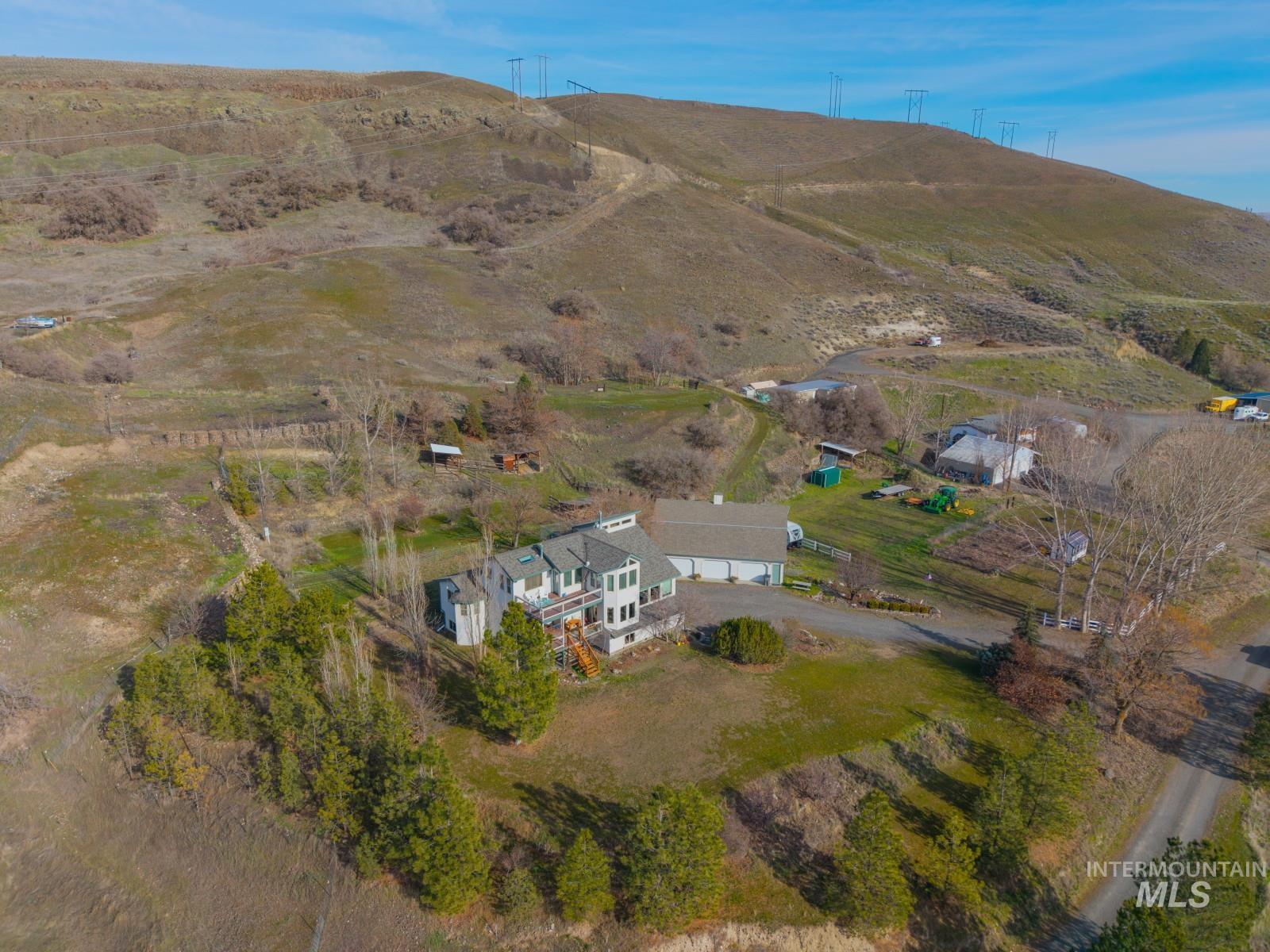 965 Horse Lane, Lewiston, Idaho 83501, 3 Bedrooms, 4 Bathrooms, Residential For Sale, Price $849,900,MLS 98973765