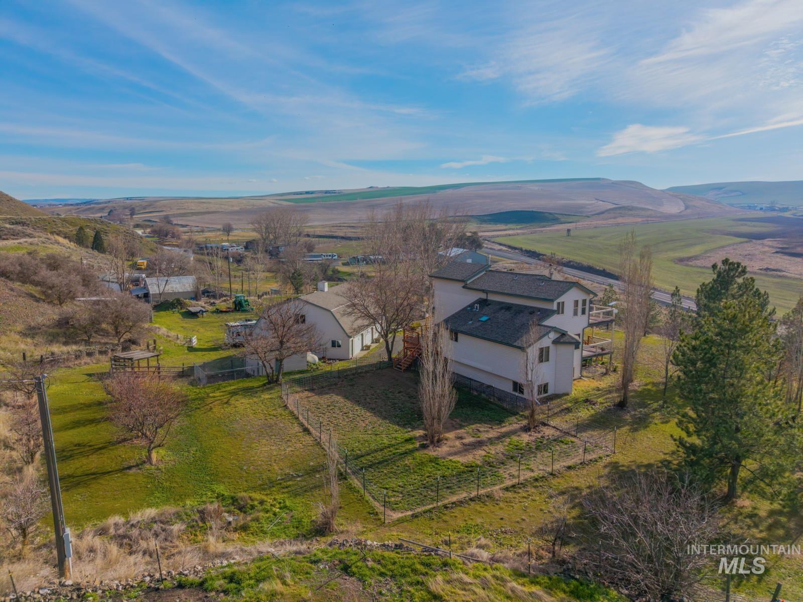 965 Horse Lane, Lewiston, Idaho 83501, 3 Bedrooms, 4 Bathrooms, Residential For Sale, Price $849,900,MLS 98973765