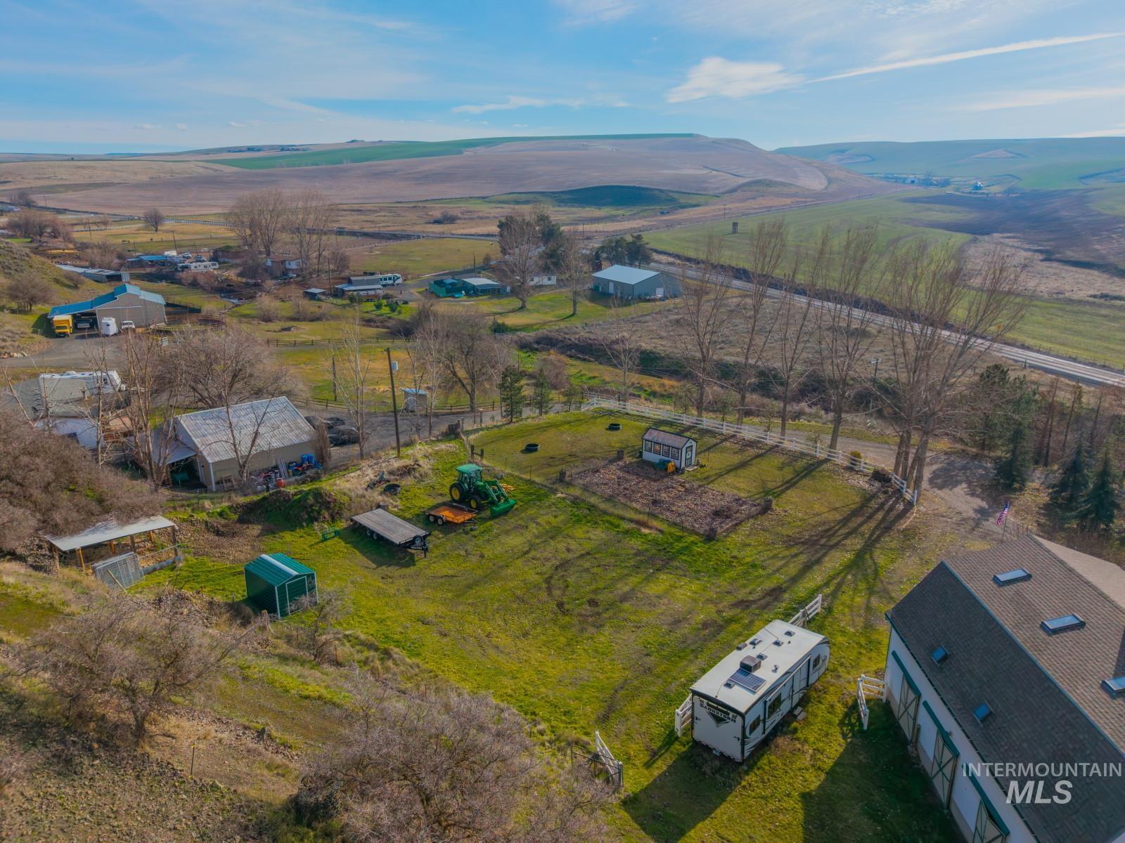 965 Horse Lane, Lewiston, Idaho 83501, 3 Bedrooms, 4 Bathrooms, Residential For Sale, Price $849,900,MLS 98973765