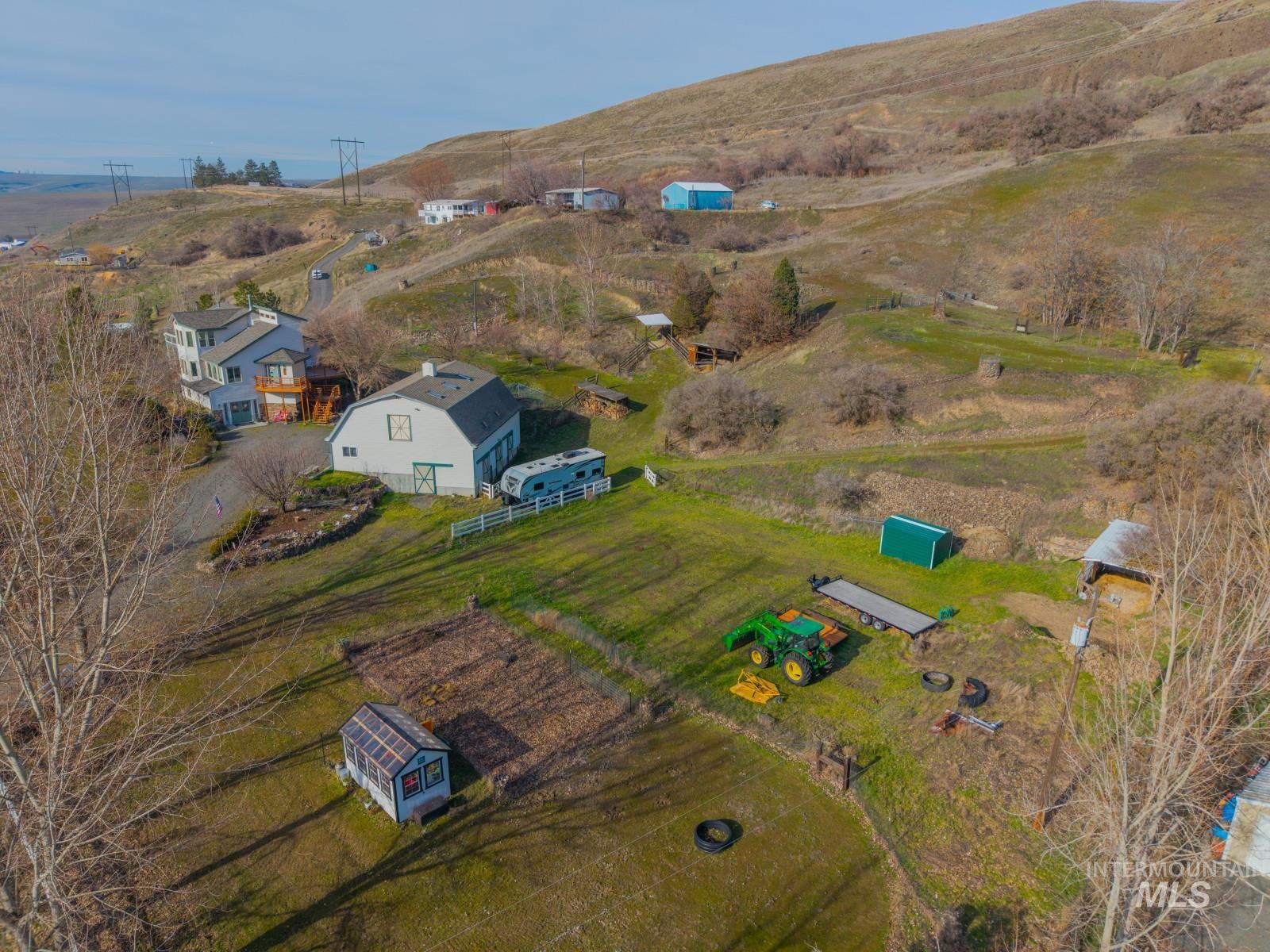 965 Horse Lane, Lewiston, Idaho 83501, 3 Bedrooms, 4 Bathrooms, Residential For Sale, Price $849,900,MLS 98973765