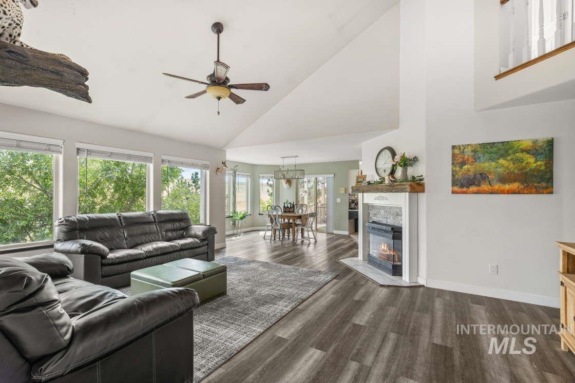 965 Horse Lane, Lewiston, Idaho 83501, 3 Bedrooms, 4 Bathrooms, Residential For Sale, Price $849,900,MLS 98973765