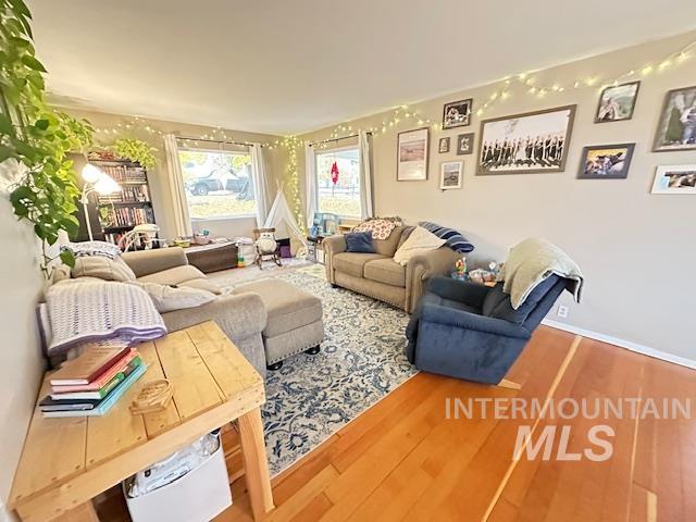 306 W Hazel St, Genesee, Idaho 83832, 4 Bedrooms, 1 Bathroom, Residential For Sale, Price $379,000,MLS 98973766