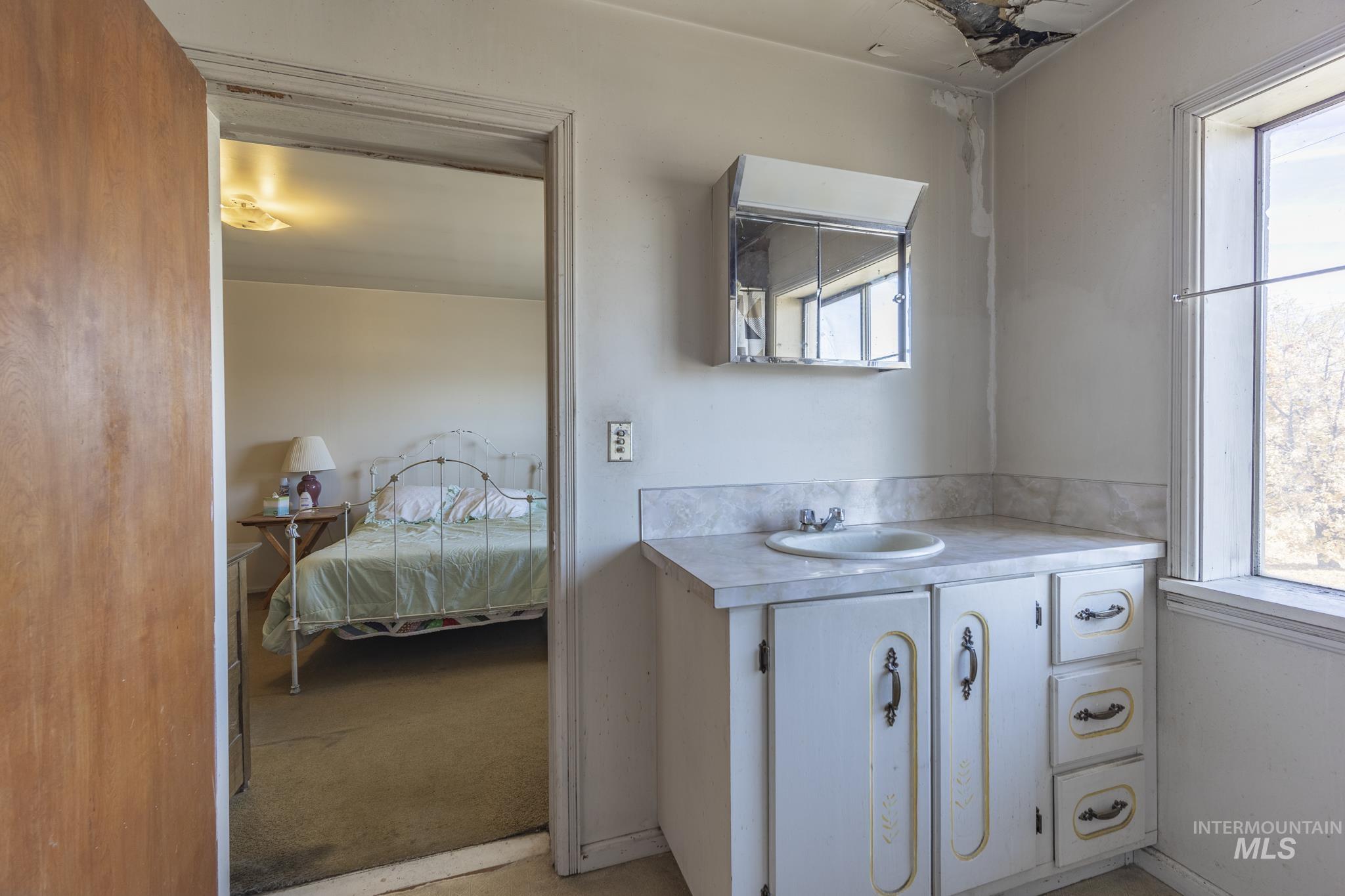 702 N D Street, Grangeville, Idaho 83530, 4 Bedrooms, 3 Bathrooms, Residential For Sale, Price $650,000,MLS 98973768