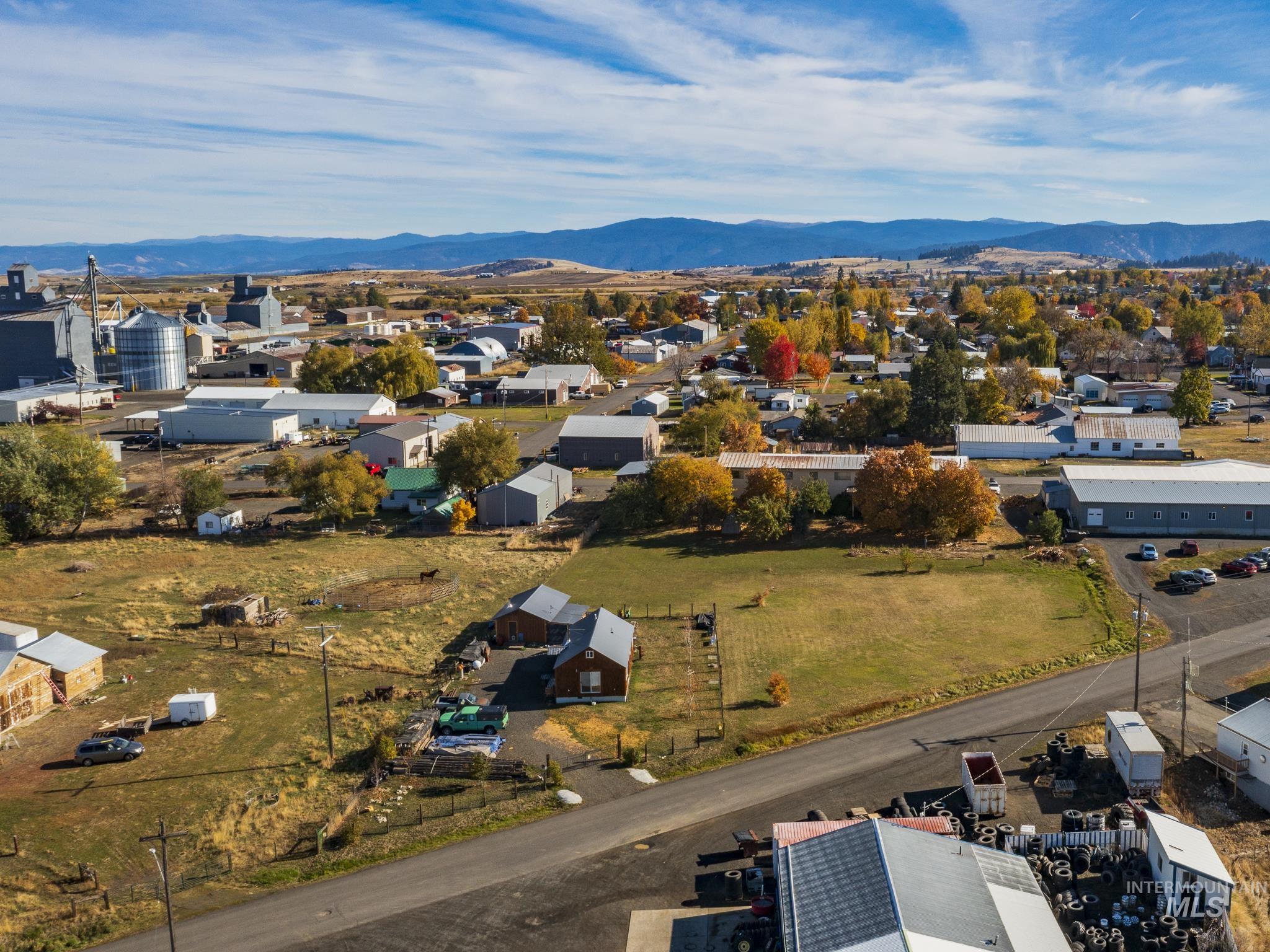 702 N D Street, Grangeville, Idaho 83530, 4 Bedrooms, 3 Bathrooms, Residential For Sale, Price $650,000,MLS 98973768
