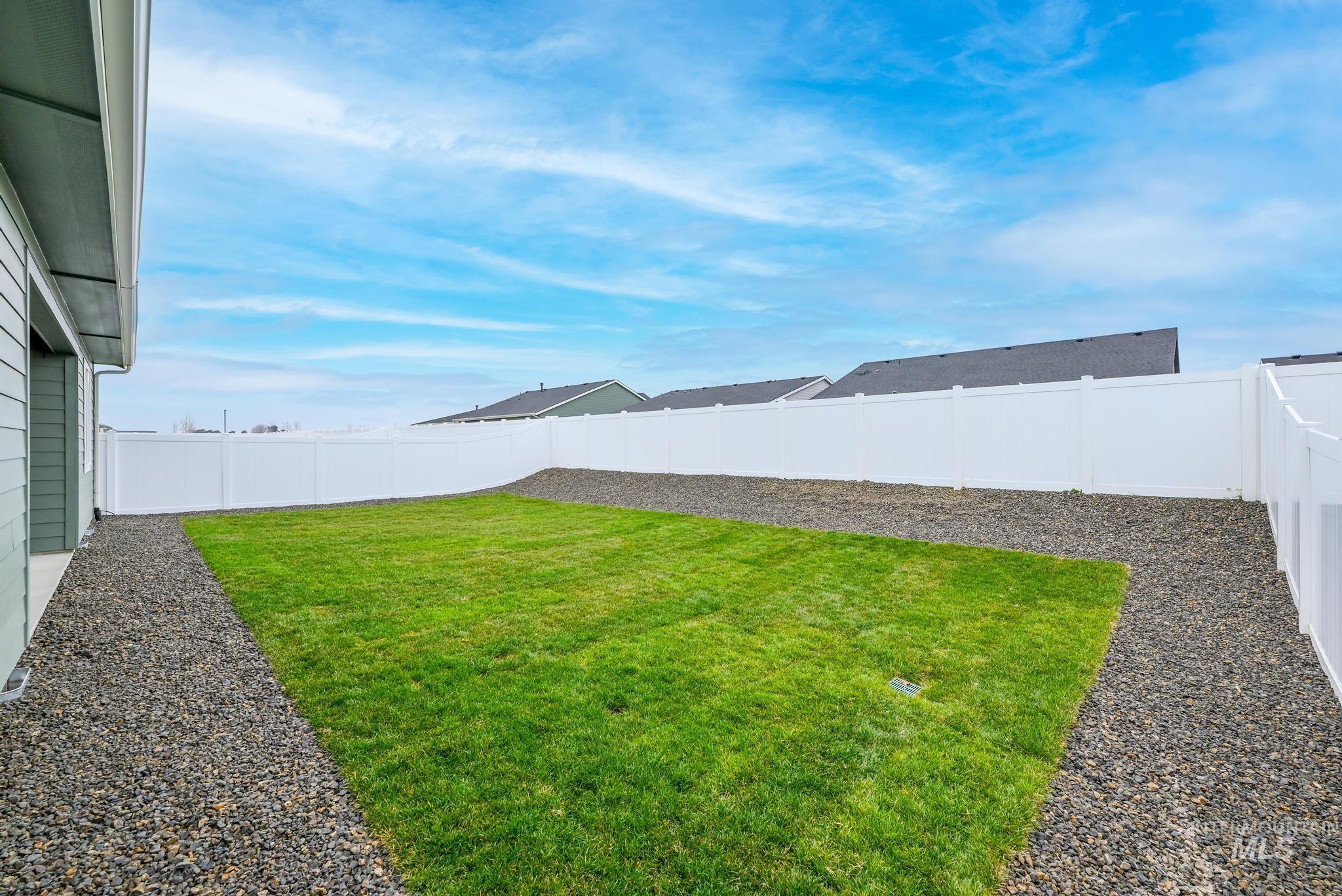 14564 Cooper Sunrise Dr, Caldwell, Idaho 83607, 4 Bedrooms, 2 Bathrooms, Residential For Sale, Price $455,000,MLS 98973770