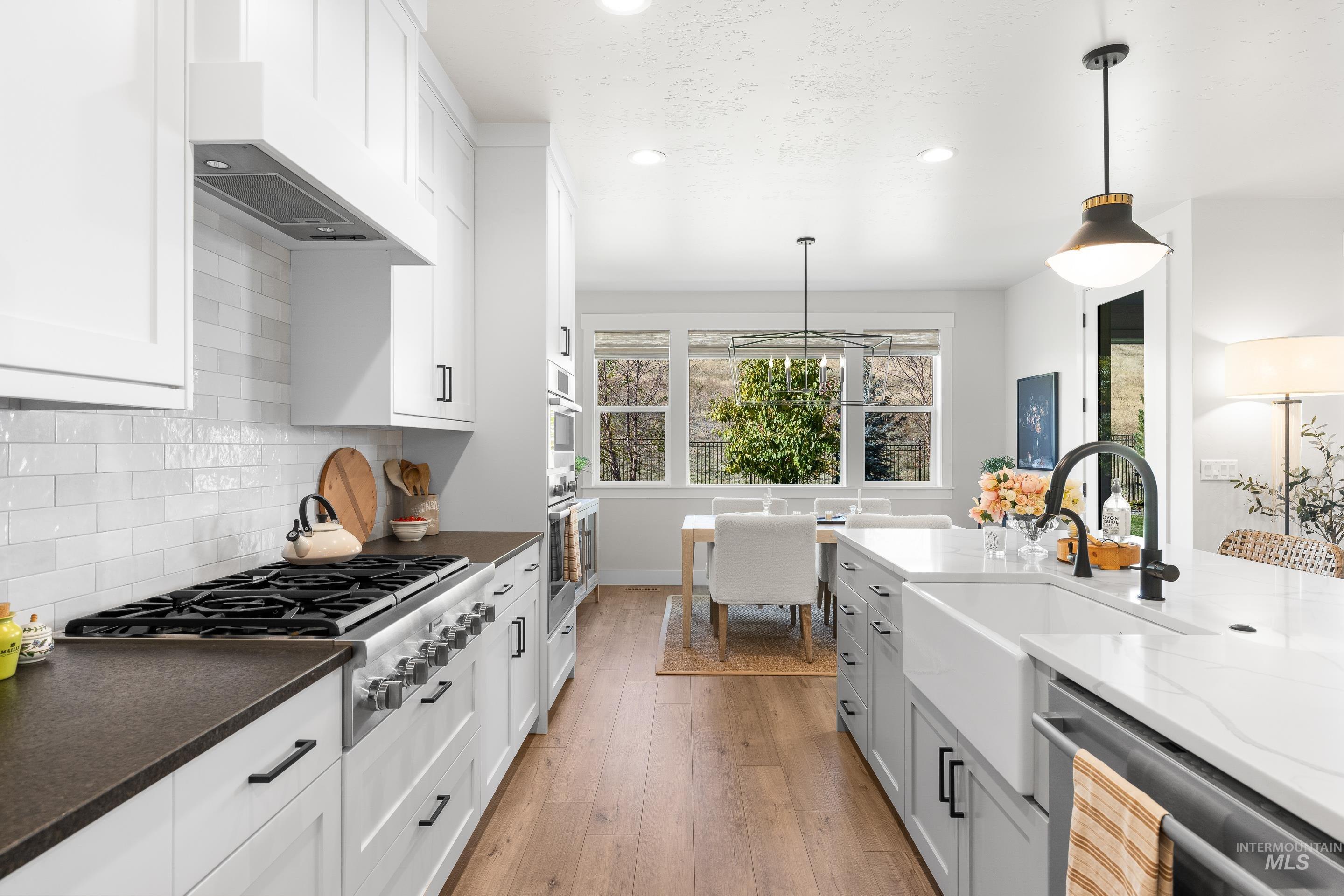 11447 N 20th Place, Boise, Idaho 83714, 3 Bedrooms, 2 Bathrooms, Residential For Sale, Price $845,000,MLS 98973771