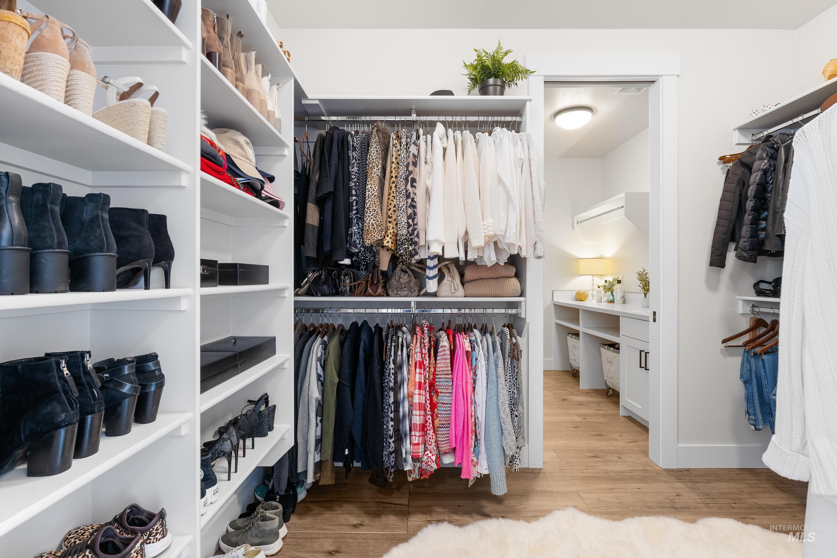 11447 N 20th Place, Boise, Idaho 83714, 3 Bedrooms, 2 Bathrooms, Residential For Sale, Price $845,000,MLS 98973771