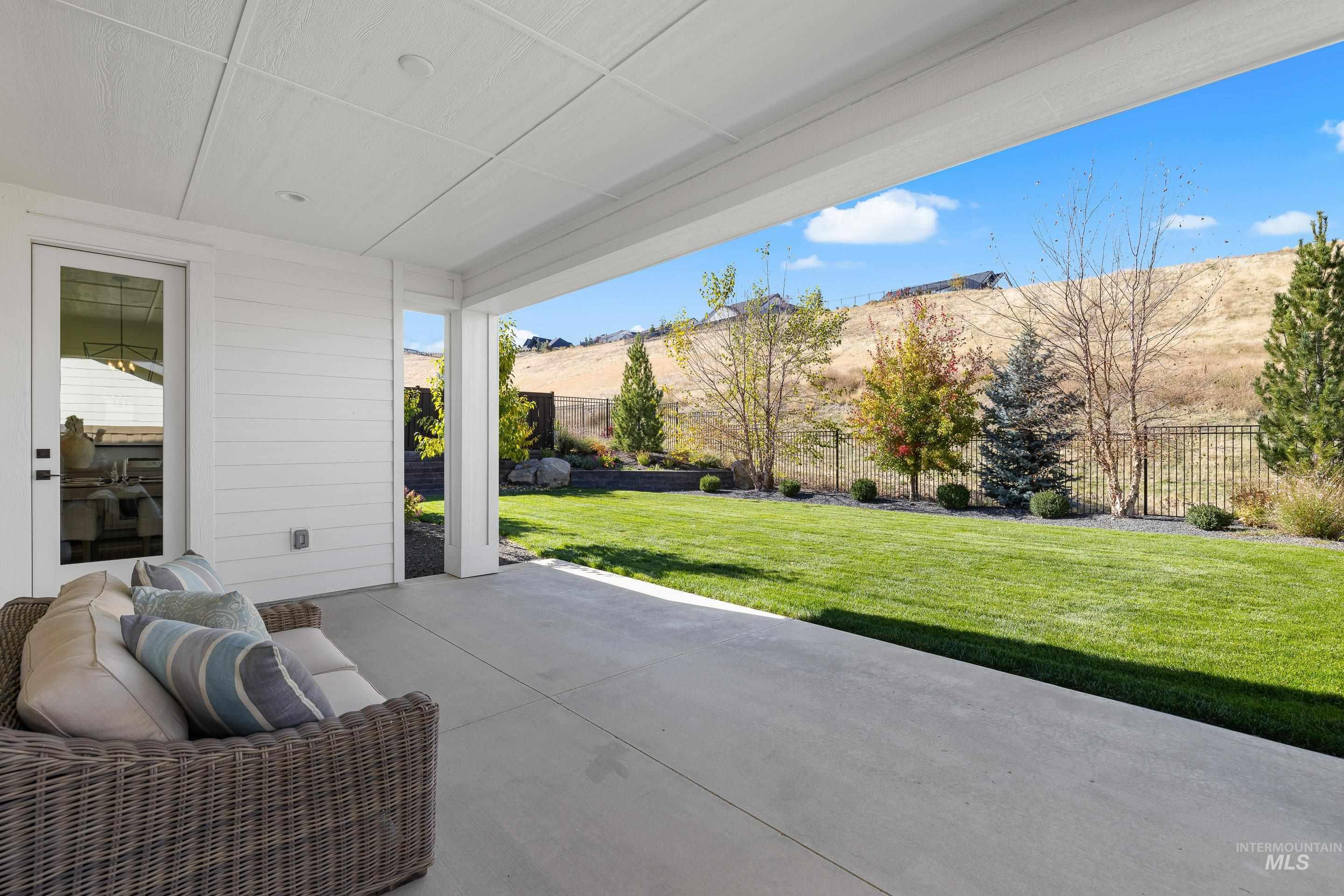 11447 N 20th Place, Boise, Idaho 83714, 3 Bedrooms, 2 Bathrooms, Residential For Sale, Price $845,000,MLS 98973771