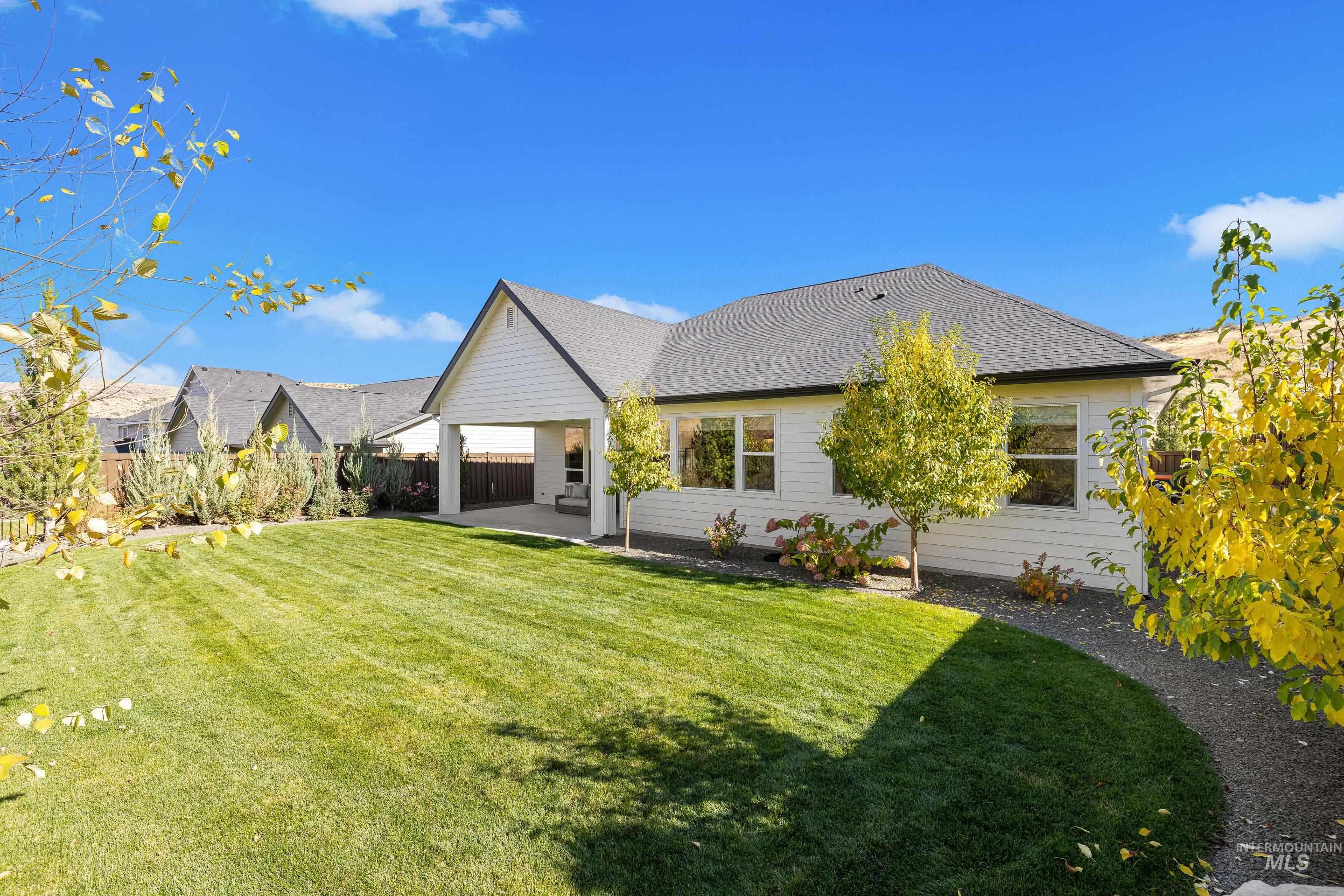 11447 N 20th Place, Boise, Idaho 83714, 3 Bedrooms, 2 Bathrooms, Residential For Sale, Price $845,000,MLS 98973771