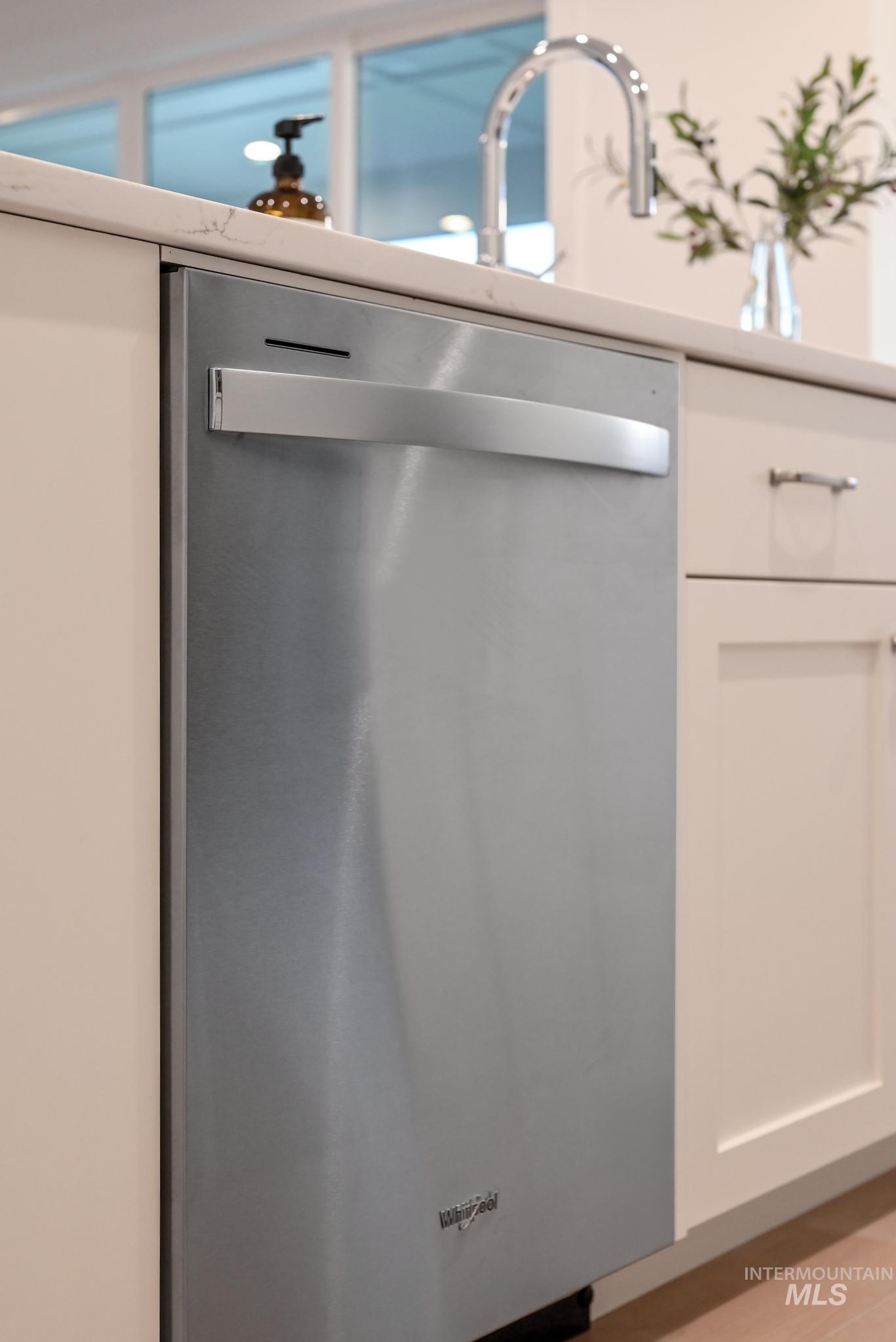 14576 Cooper Sunrise Dr, Caldwell, Idaho 83607, 3 Bedrooms, 2 Bathrooms, Residential For Sale, Price $434,000,MLS 98973772