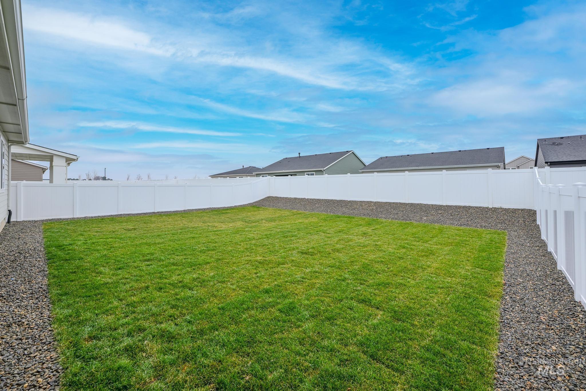 14576 Cooper Sunrise Dr, Caldwell, Idaho 83607, 3 Bedrooms, 2 Bathrooms, Residential For Sale, Price $434,000,MLS 98973772