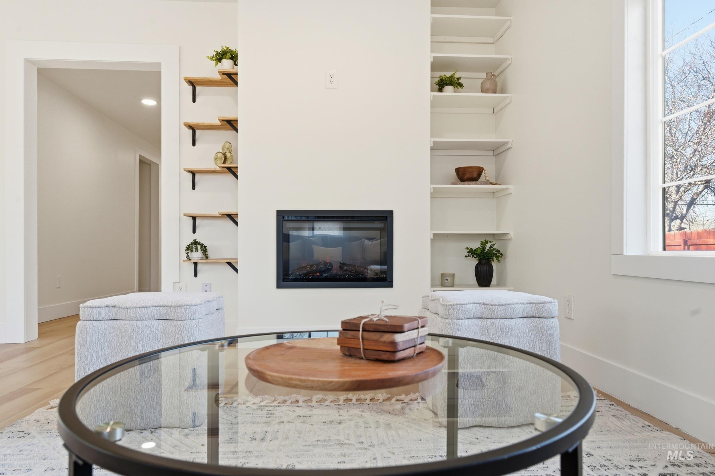 2102 Washington Ave, Caldwell, Idaho 83605, 3 Bedrooms, 2 Bathrooms, Residential For Sale, Price $306,999,MLS 98973773