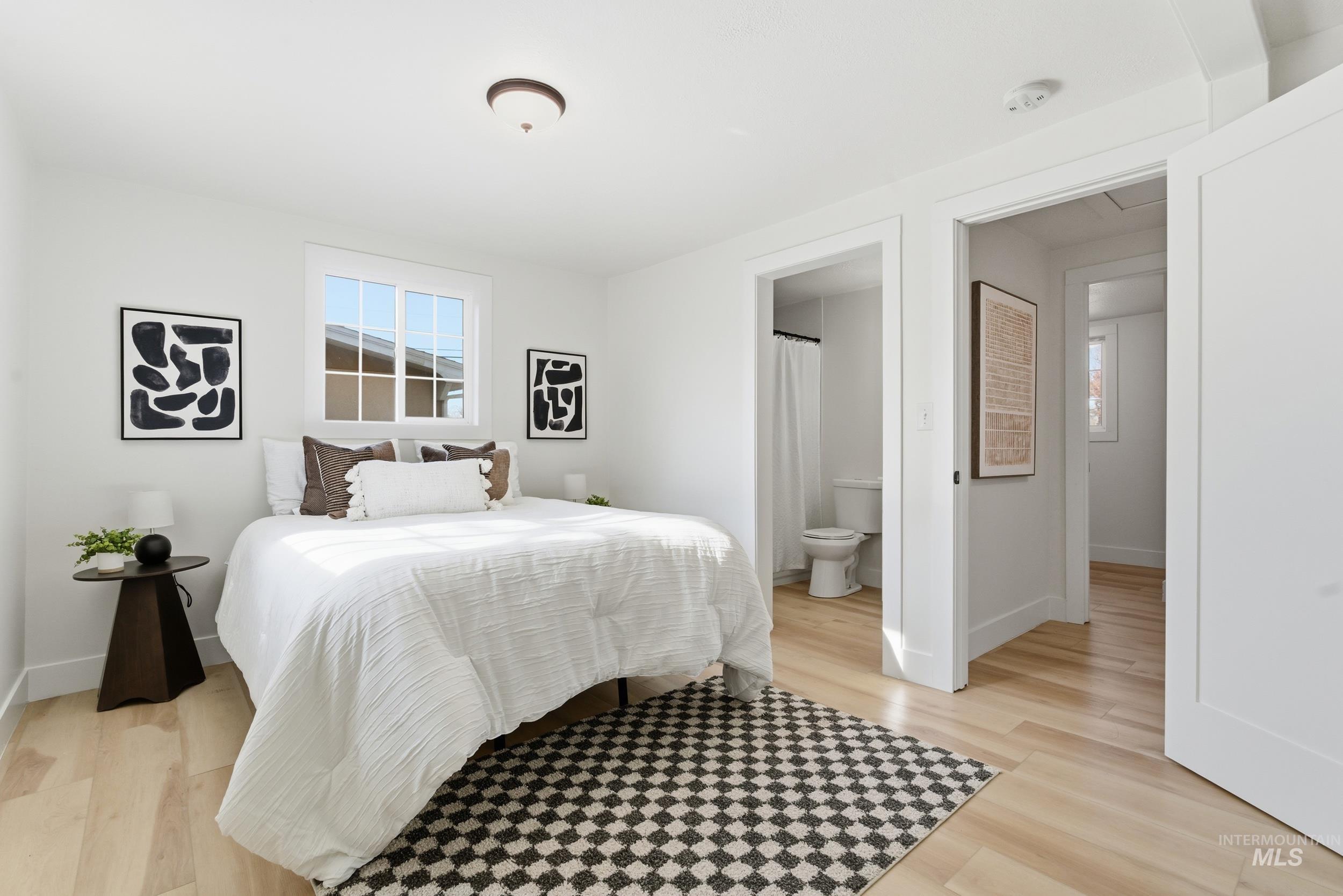 2102 Washington Ave, Caldwell, Idaho 83605, 3 Bedrooms, 2 Bathrooms, Residential For Sale, Price $306,999,MLS 98973773