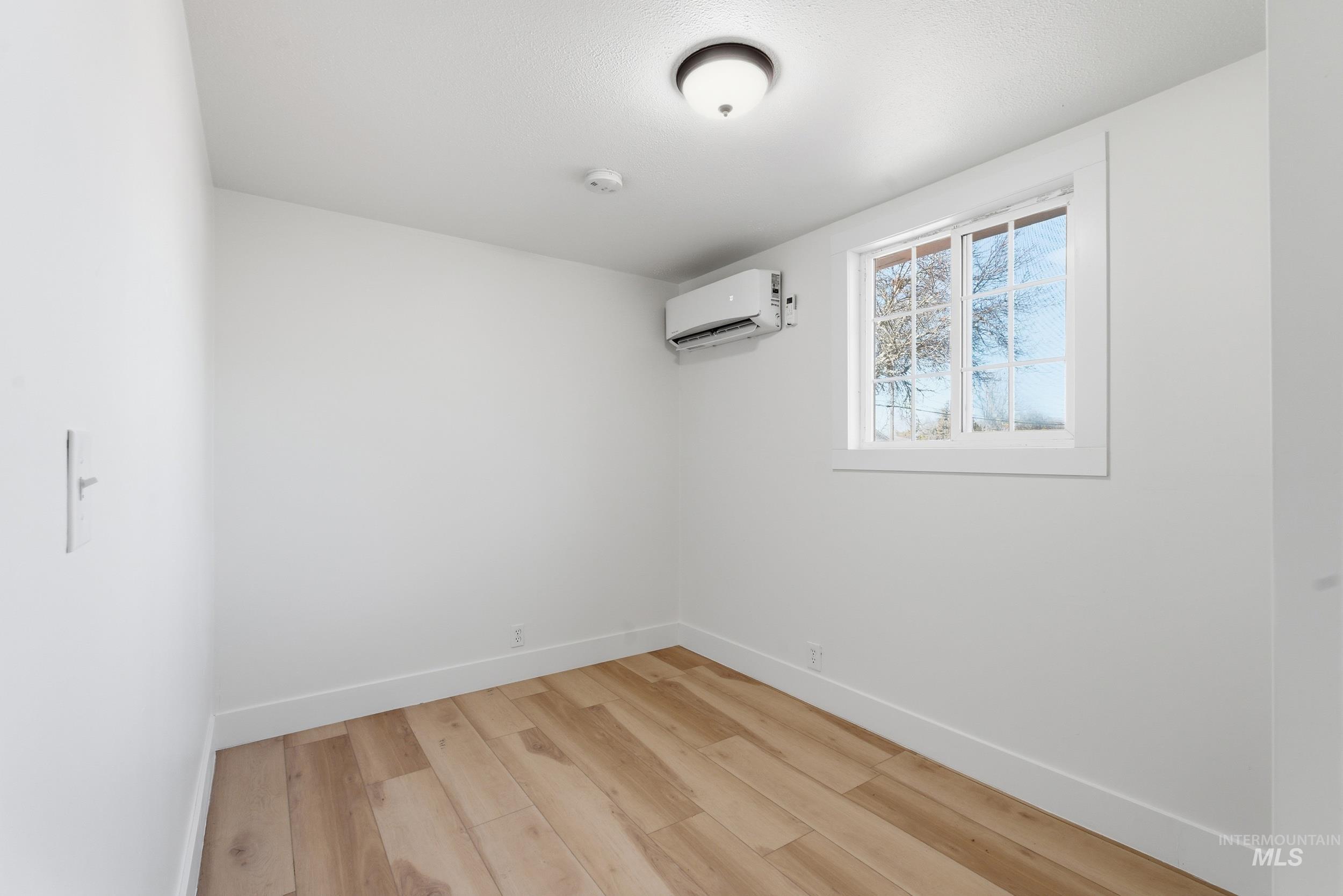 2102 Washington Ave, Caldwell, Idaho 83605, 3 Bedrooms, 2 Bathrooms, Residential For Sale, Price $306,999,MLS 98973773