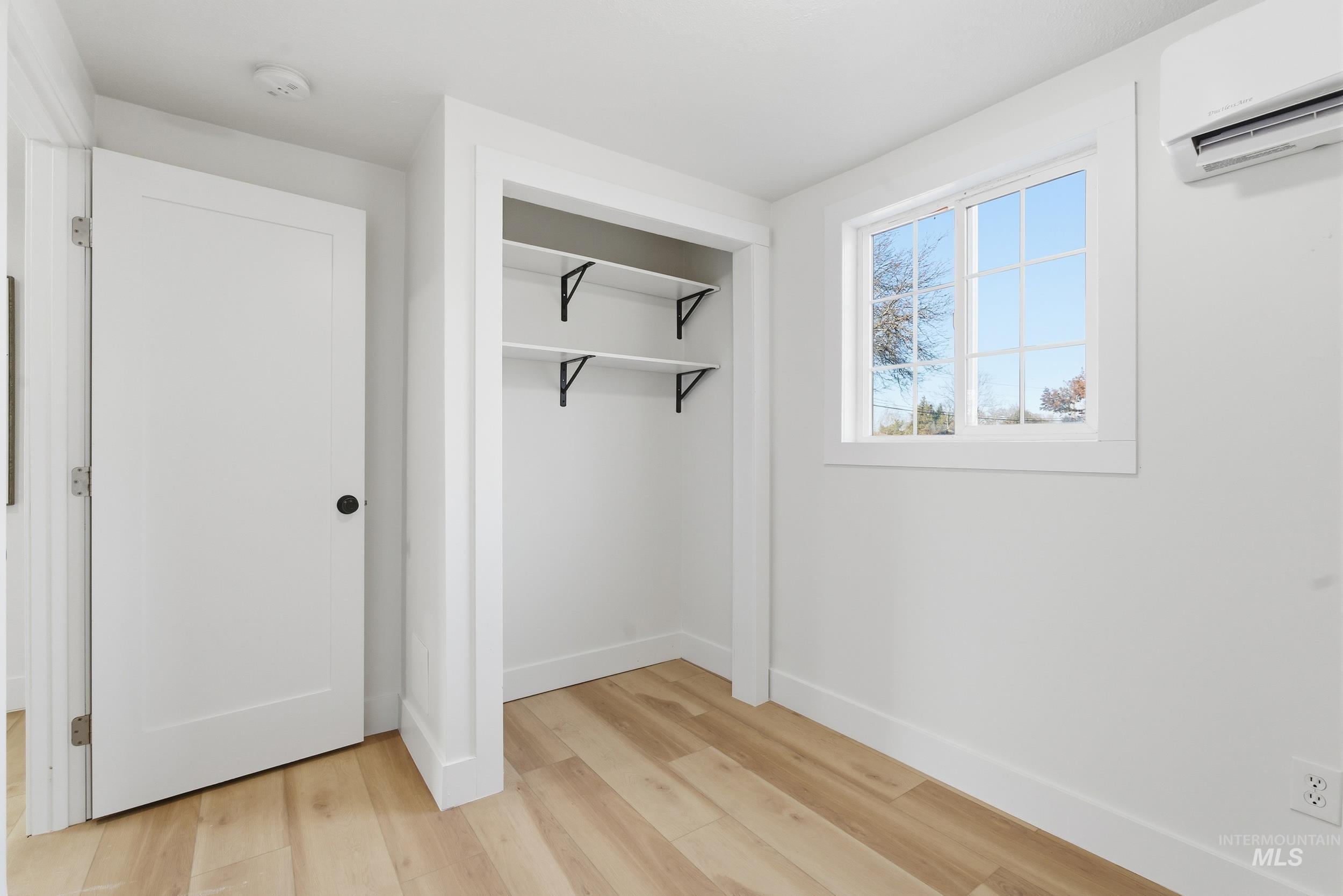 2102 Washington Ave, Caldwell, Idaho 83605, 3 Bedrooms, 2 Bathrooms, Residential For Sale, Price $306,999,MLS 98973773