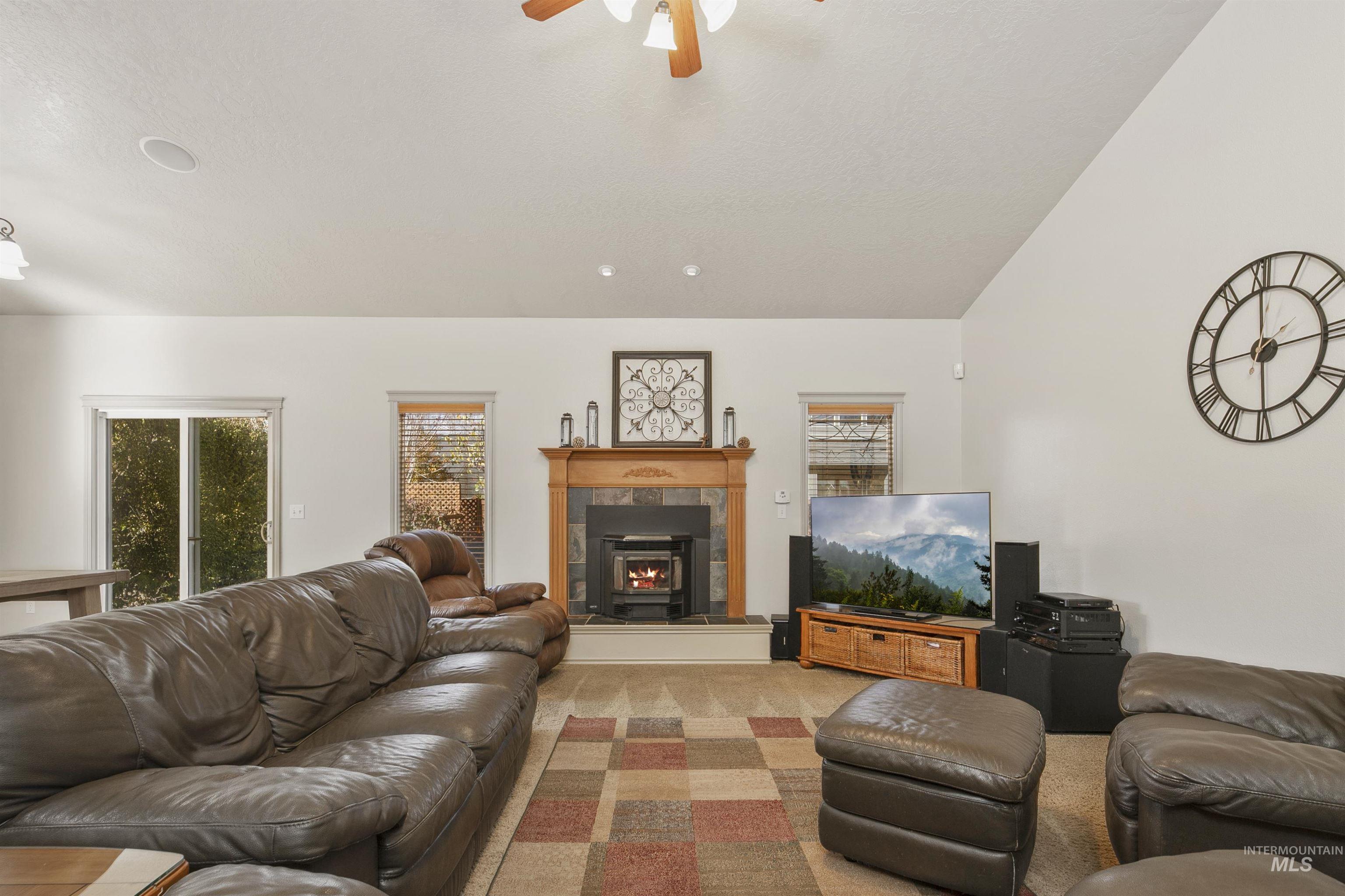 2326 W Grand Teton Dr, Meridian, Idaho 83646-5974, 3 Bedrooms, 2.5 Bathrooms, Residential For Sale, Price $619,900,MLS 98973774