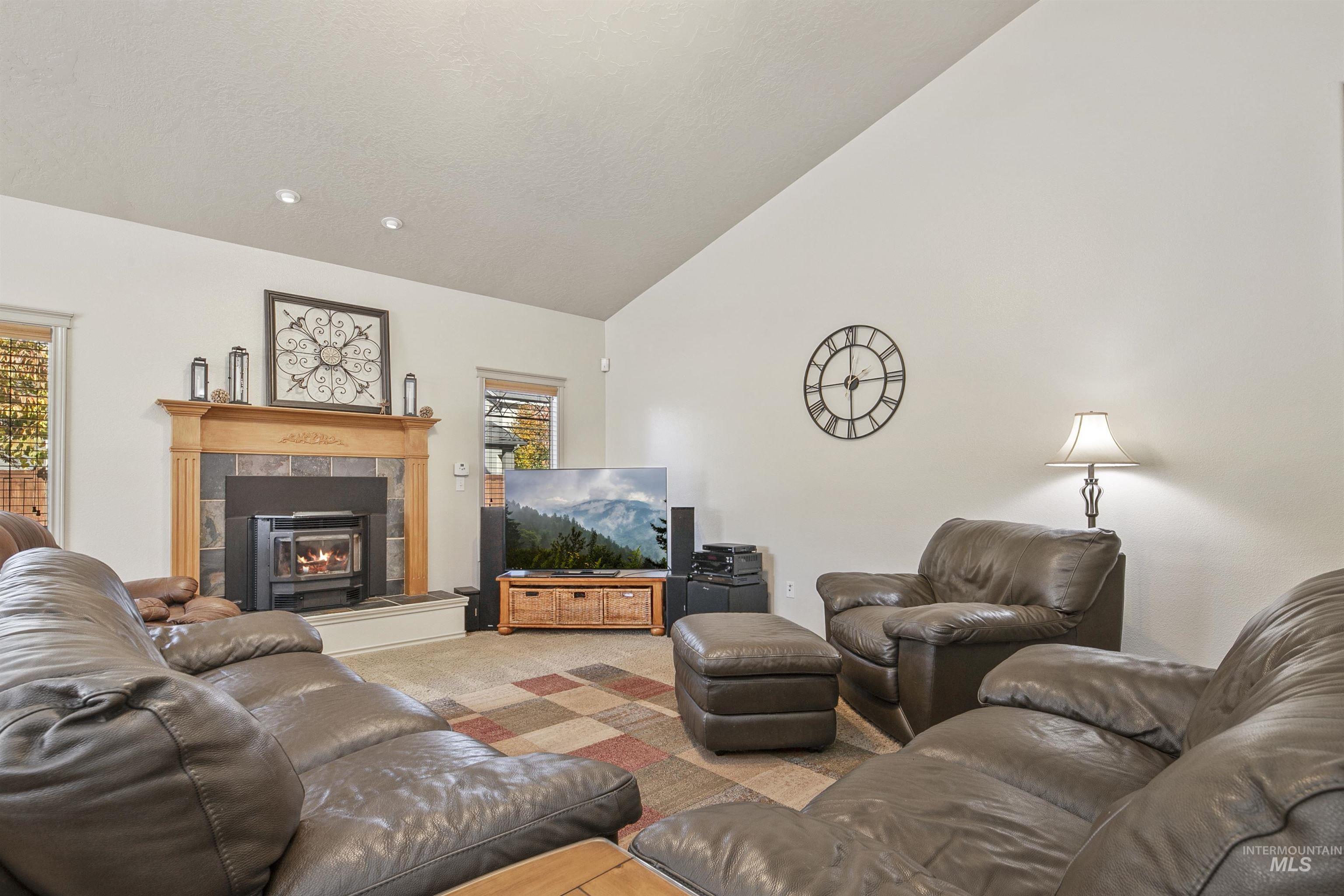 2326 W Grand Teton Dr, Meridian, Idaho 83646-5974, 3 Bedrooms, 2.5 Bathrooms, Residential For Sale, Price $649,900,MLS 98973774