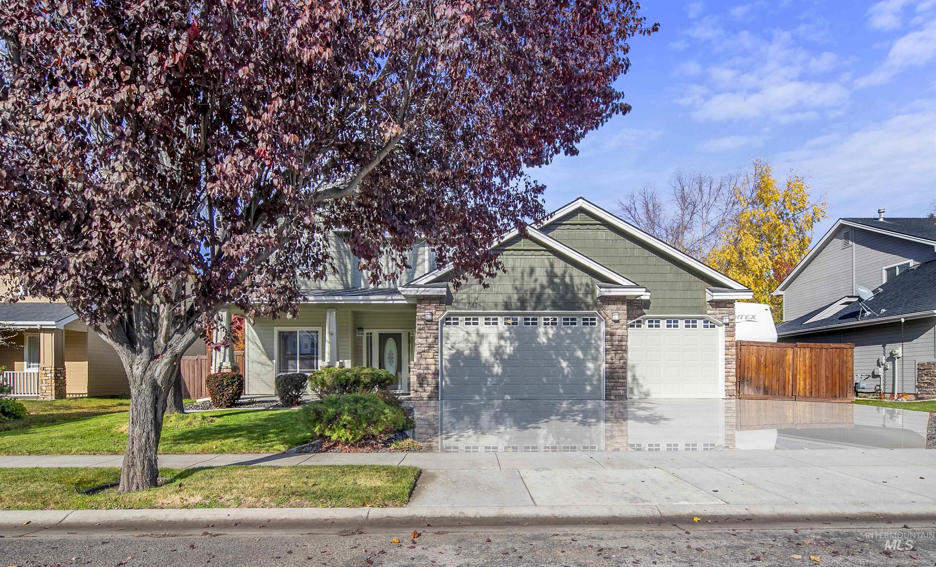 2326 W Grand Teton Dr, Meridian, Idaho 83646-5974, 3 Bedrooms, 2.5 Bathrooms, Residential For Sale, Price $629,900,MLS 98973774